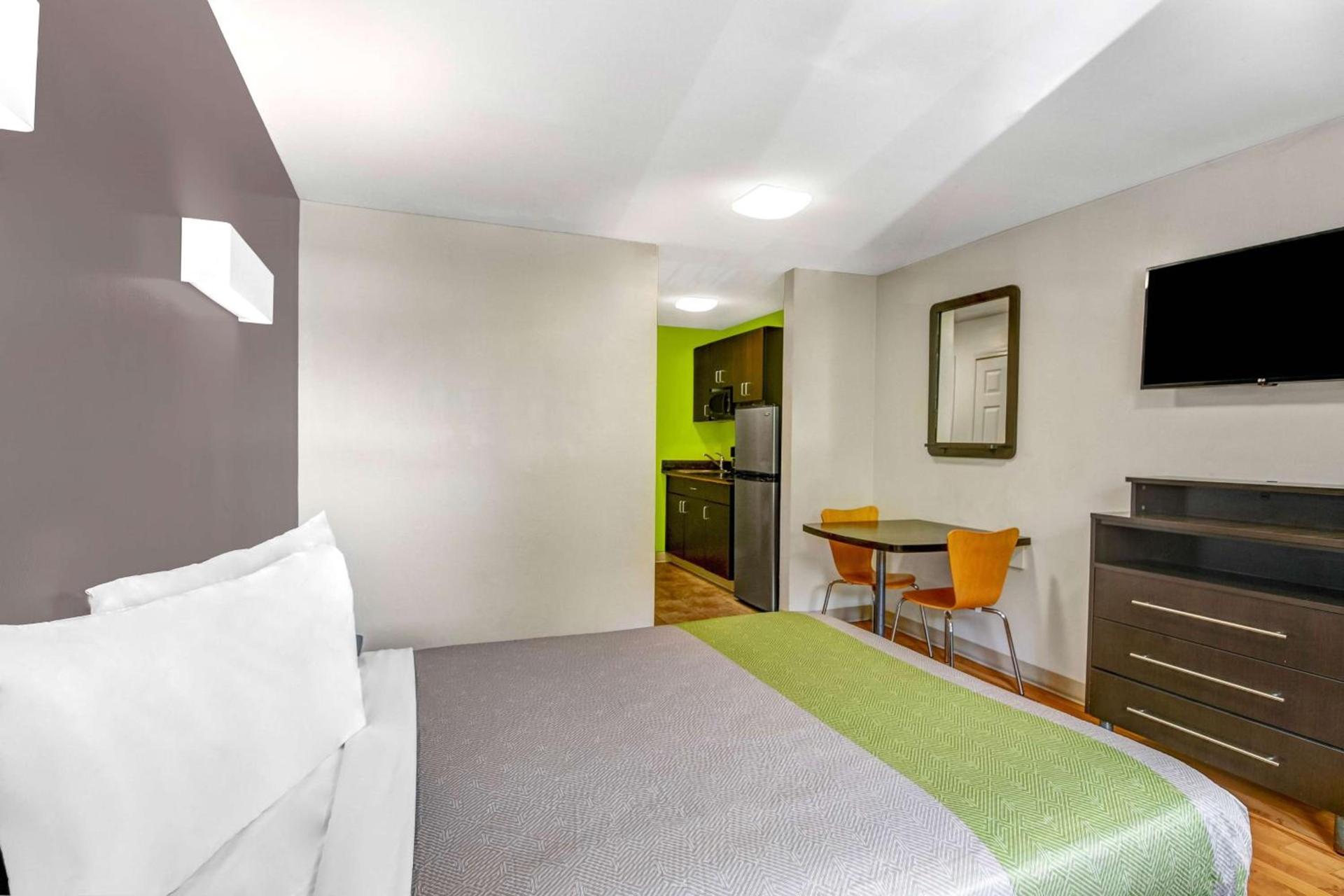 Studio 6 Extended Stay - Atlanta, GA - Chamblee photo 9
