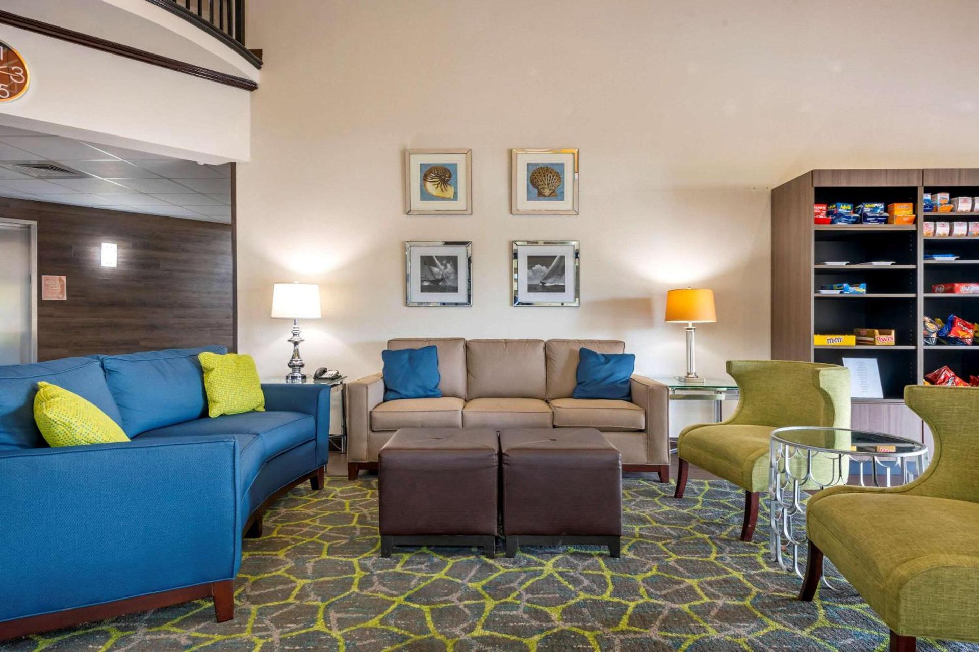 Comfort Inn & Suites Fort Lauderdale West Turnpike photo 3