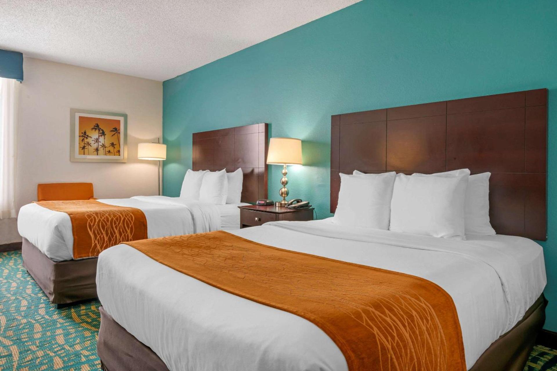 Comfort Inn & Suites Fort Lauderdale West Turnpike photo 10
