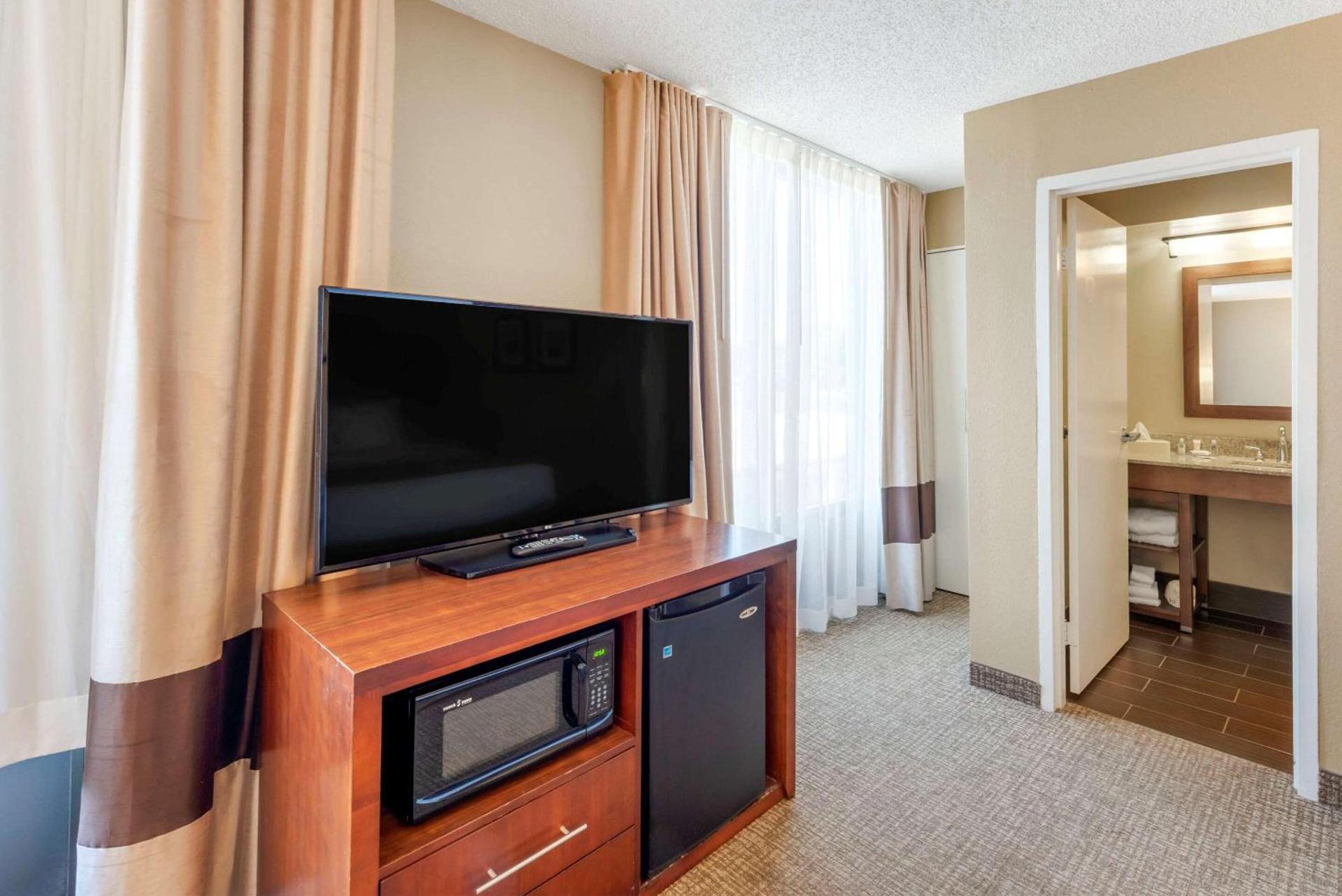 Comfort Inn Elizabeth City near University photo 21