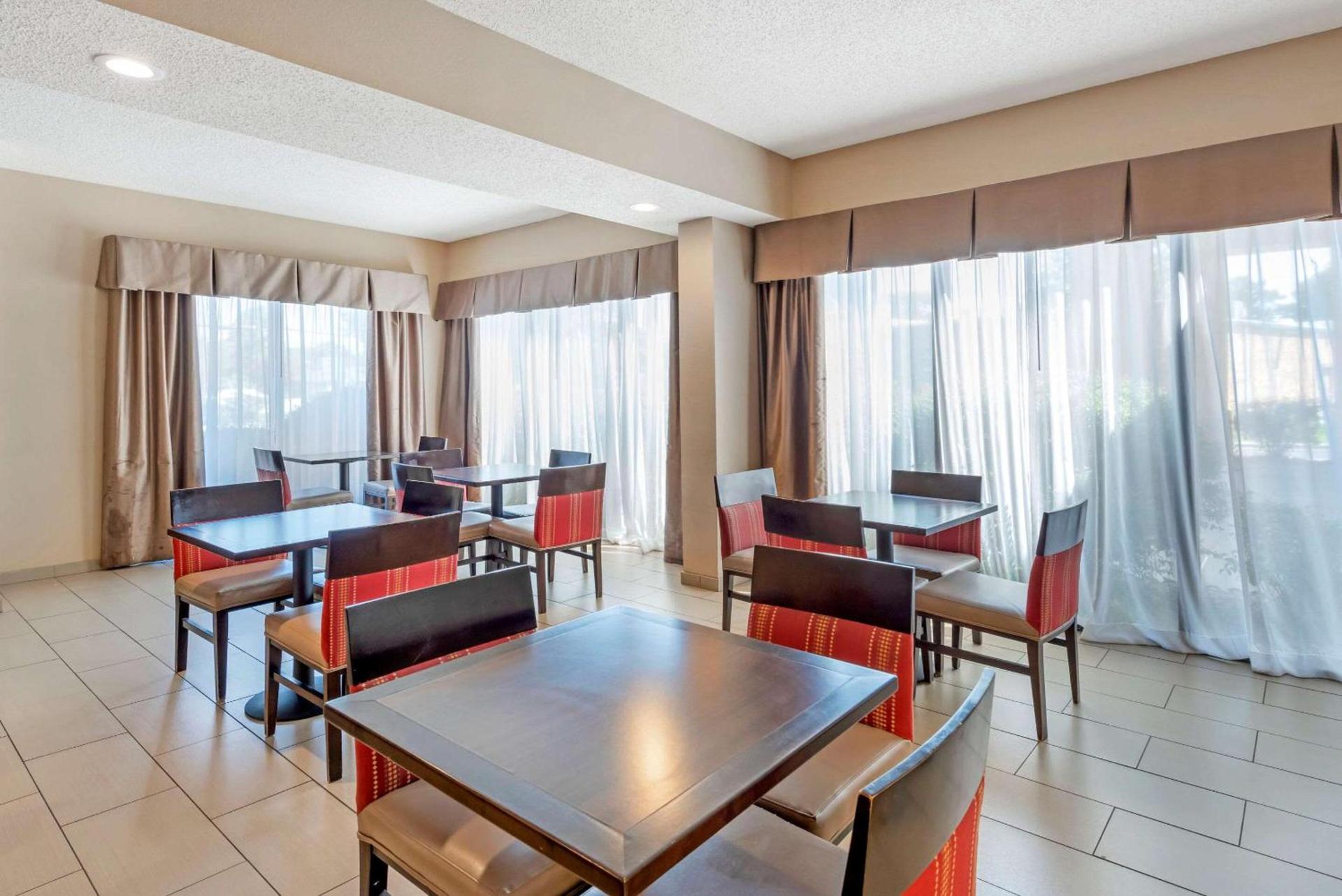 Comfort Inn Elizabeth City near University photo 29