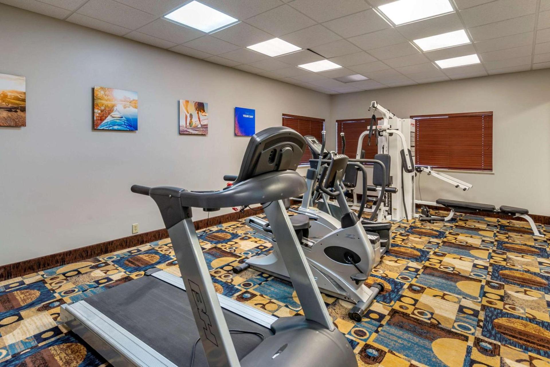 Comfort Suites Clovis North photo 25