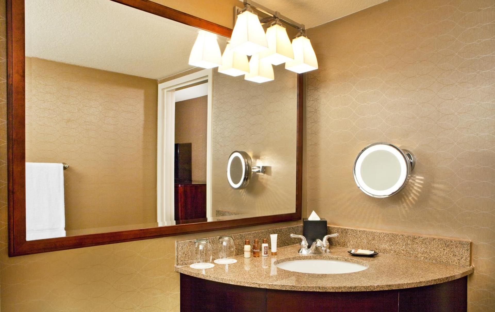 Wyndham Phoenix Airport - Tempe photo 37