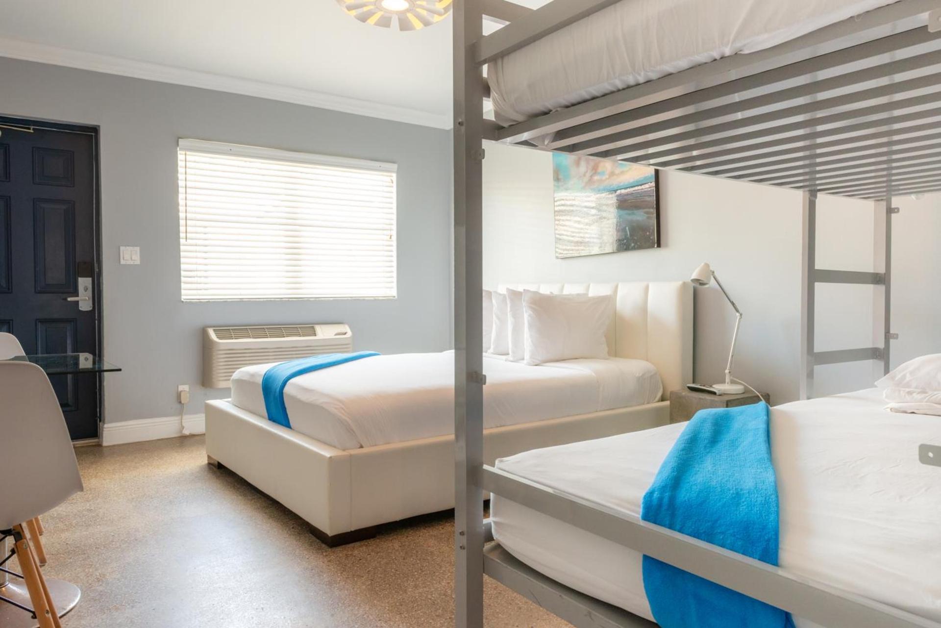 Hollywood Beach Suites and Hotel photo 11