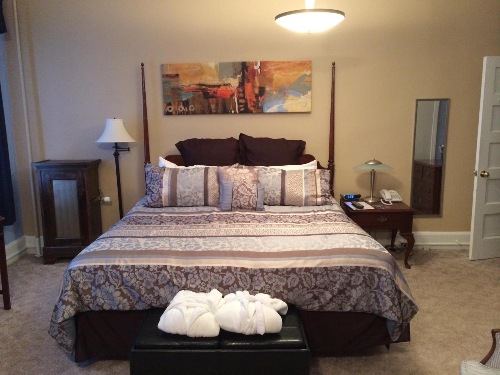The Tunnicliff Inn photo 40