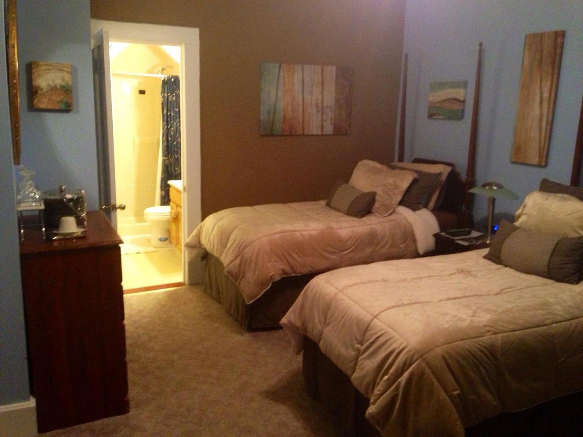 The Tunnicliff Inn photo 37