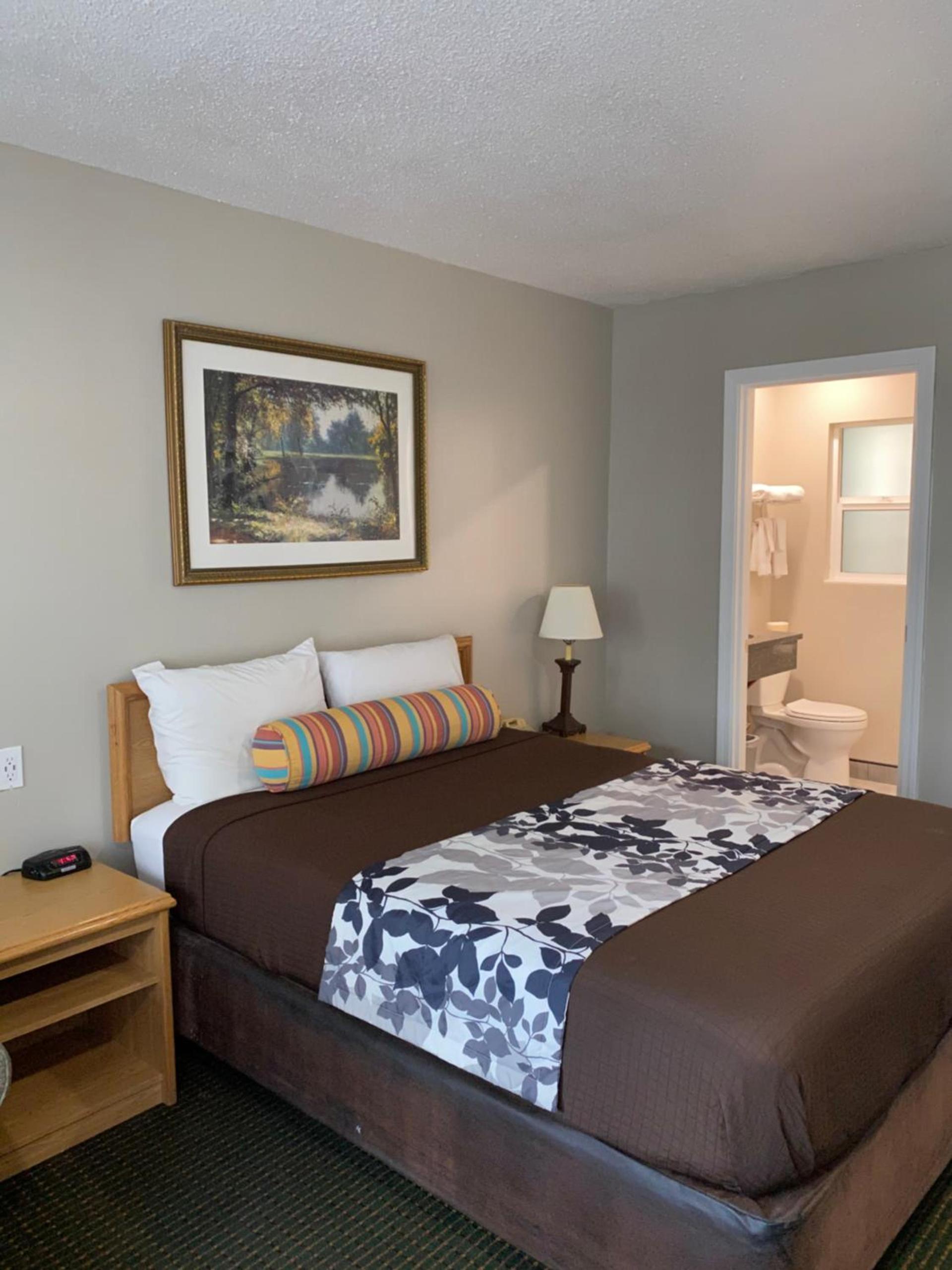 Travelers Inn Eugene University photo 8