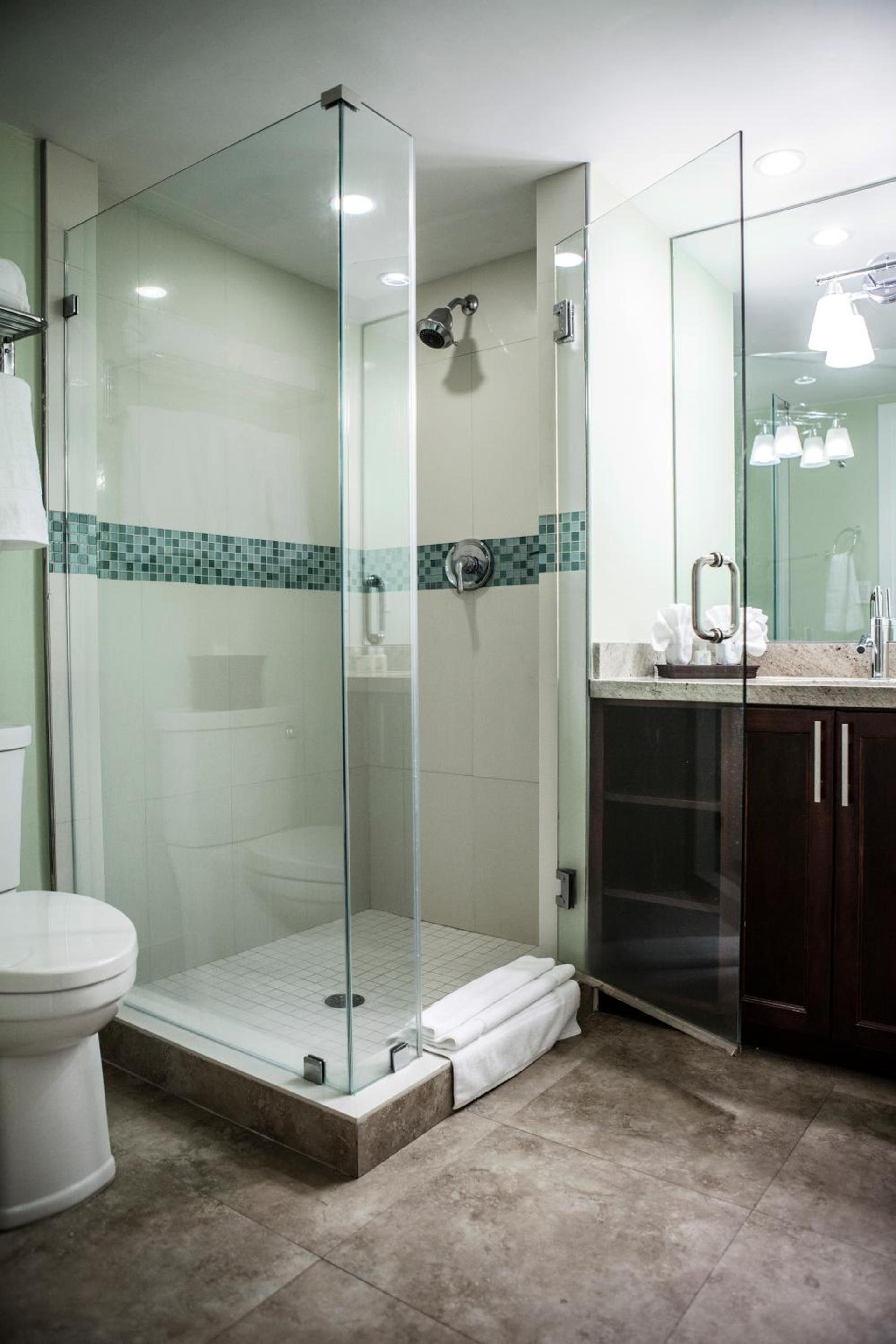 The Mutiny Luxury Suites Hotel photo 14