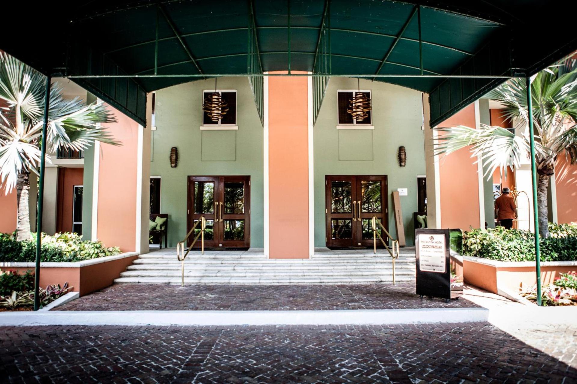 The Mutiny Luxury Suites Hotel photo 27