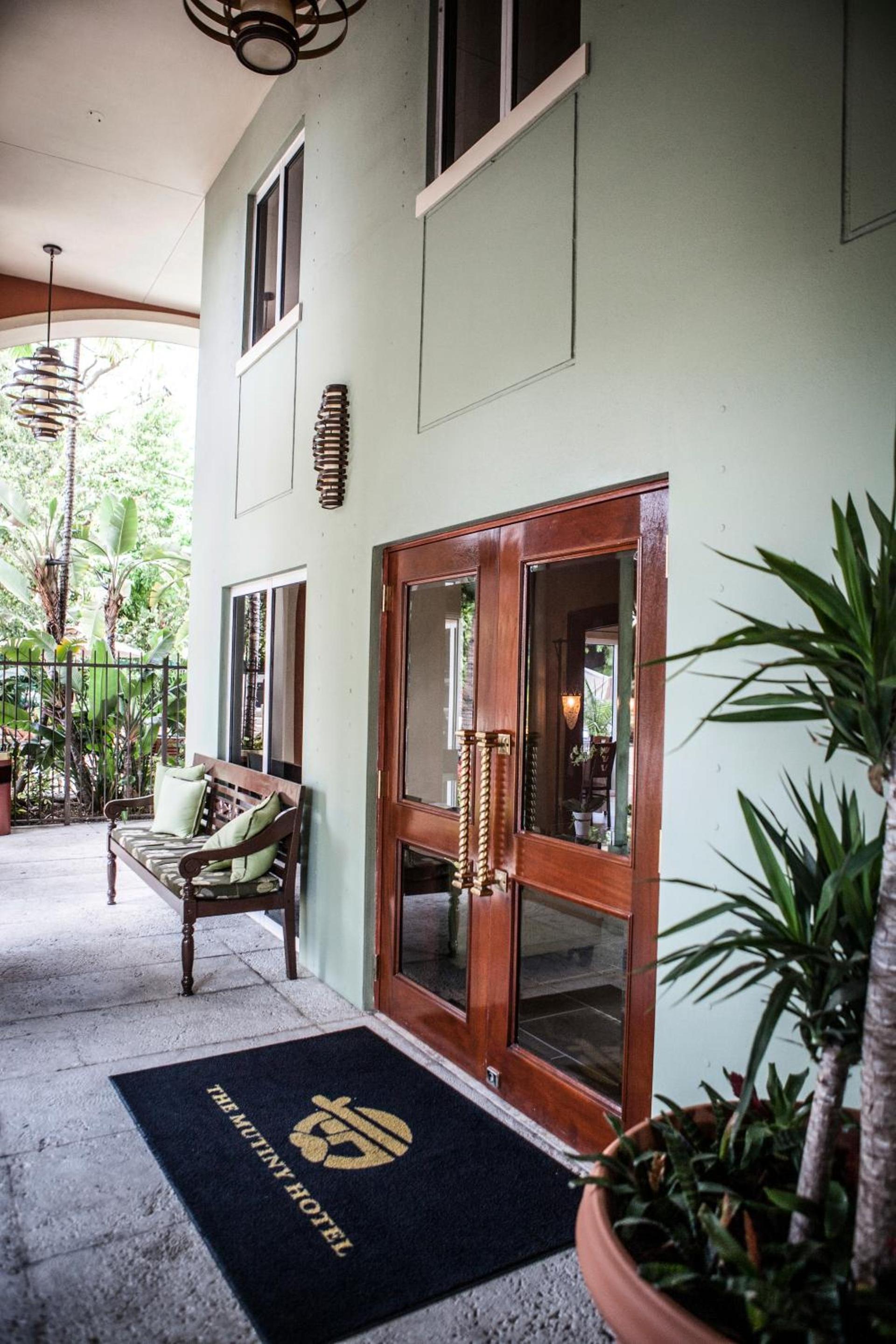 The Mutiny Luxury Suites Hotel photo 21