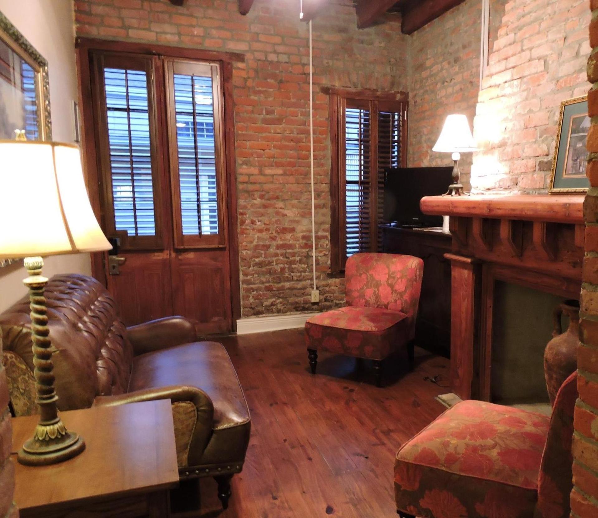 New Orleans Courtyard Hotel by the French Quarter photo 24
