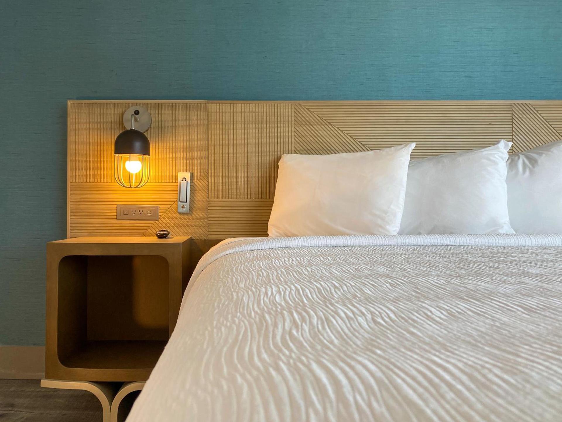 Marseilles Beachfront Hotel photo 31