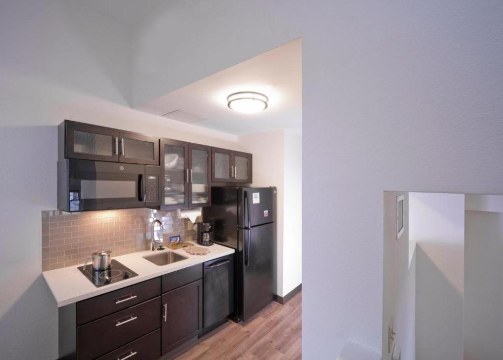 Candlewood Suites Baltimore - Inner Harbor by IHG photo 4