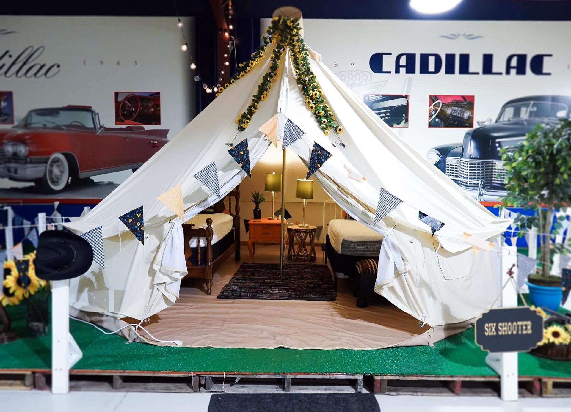 Lone Star Glamp Inn photo 10