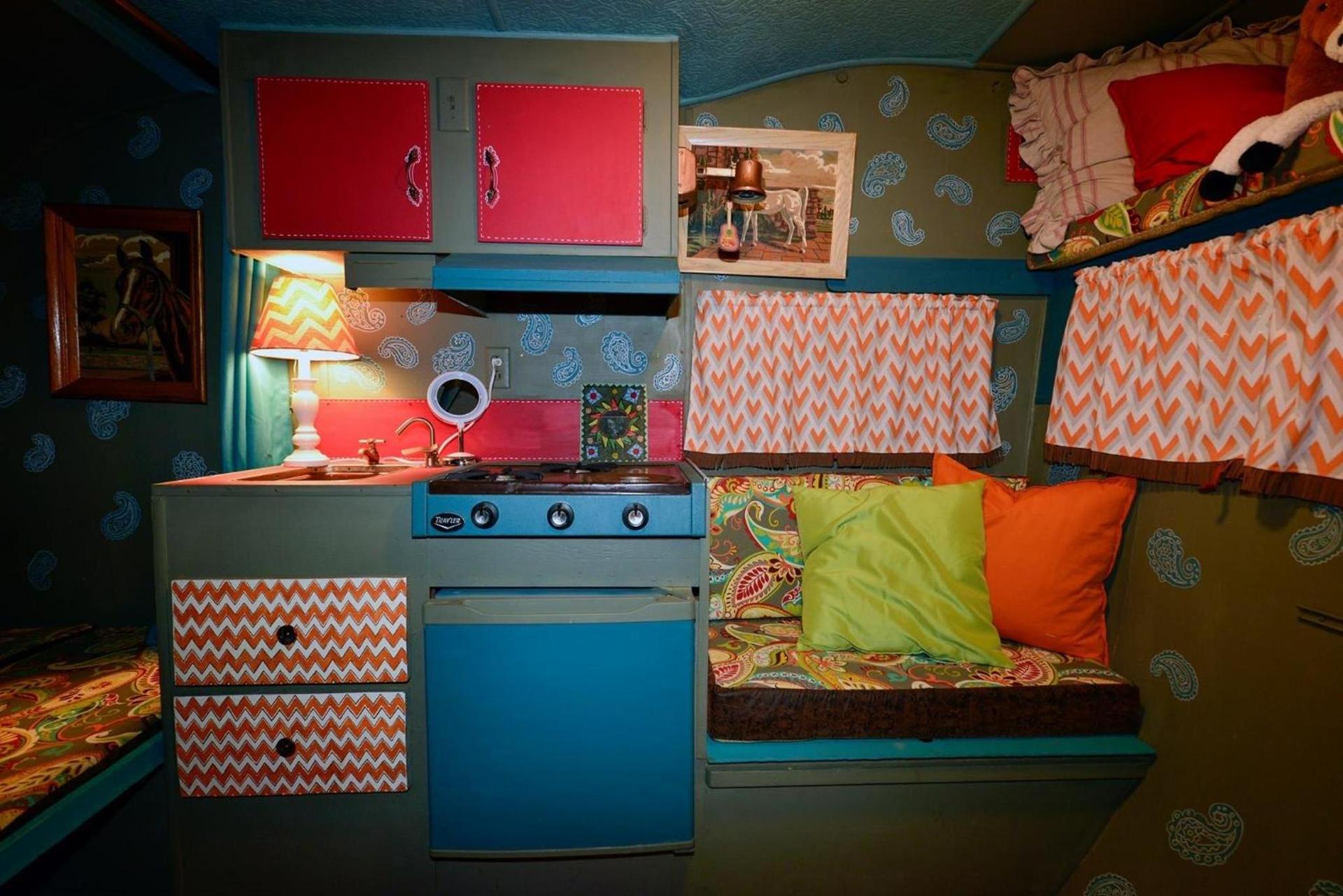 Lone Star Glamp Inn photo 57