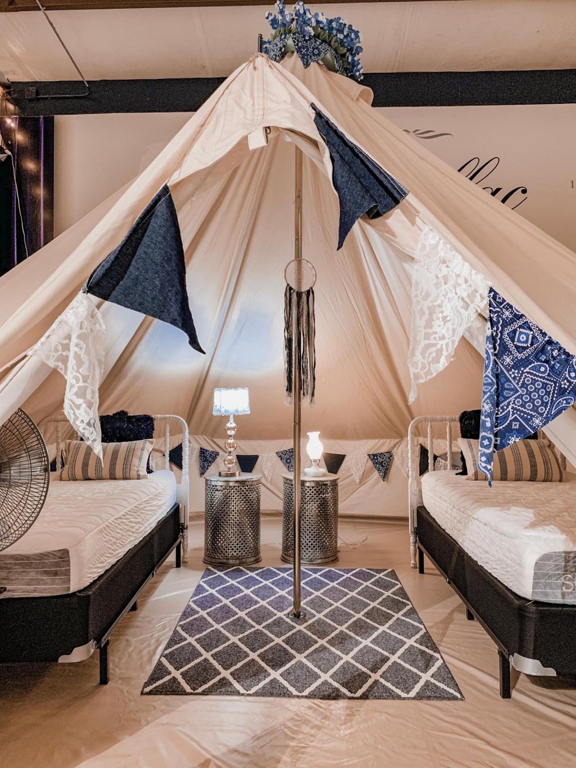 Lone Star Glamp Inn photo 84