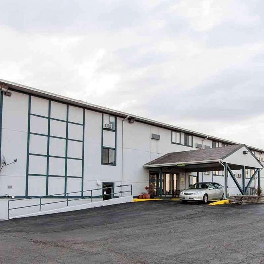 Oak Grove Inn photo 1