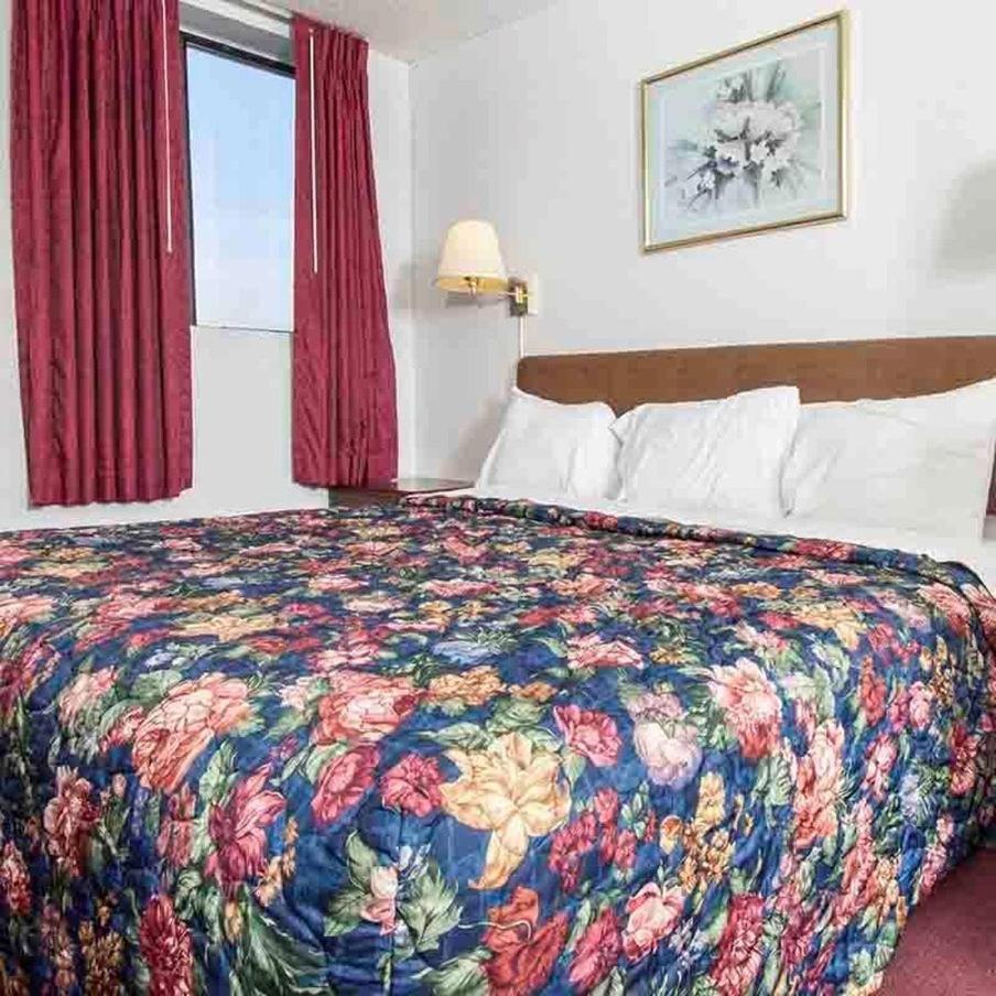 Oak Grove Inn photo 8