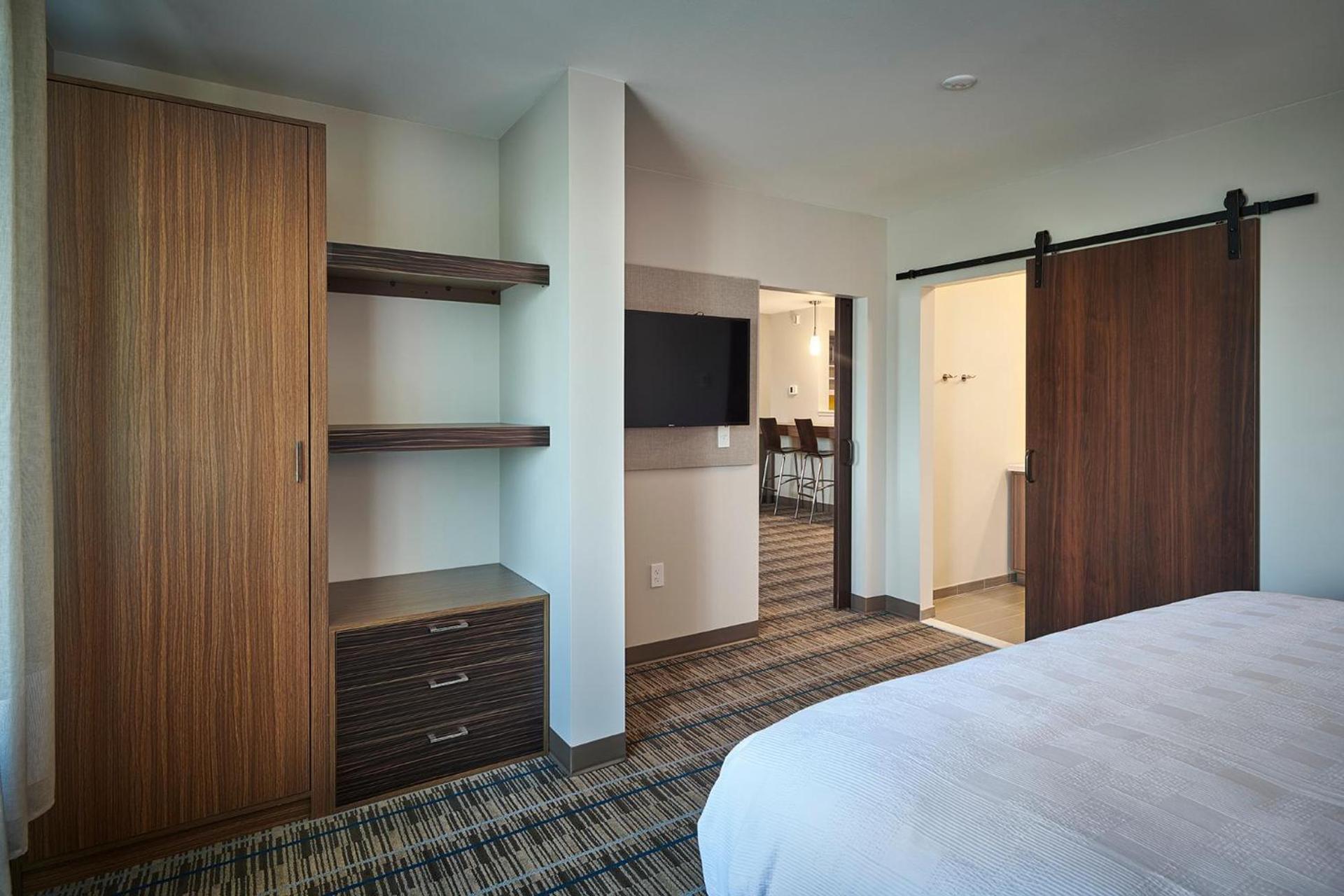 MainStay Suites Carlisle - Harrisburg photo 60