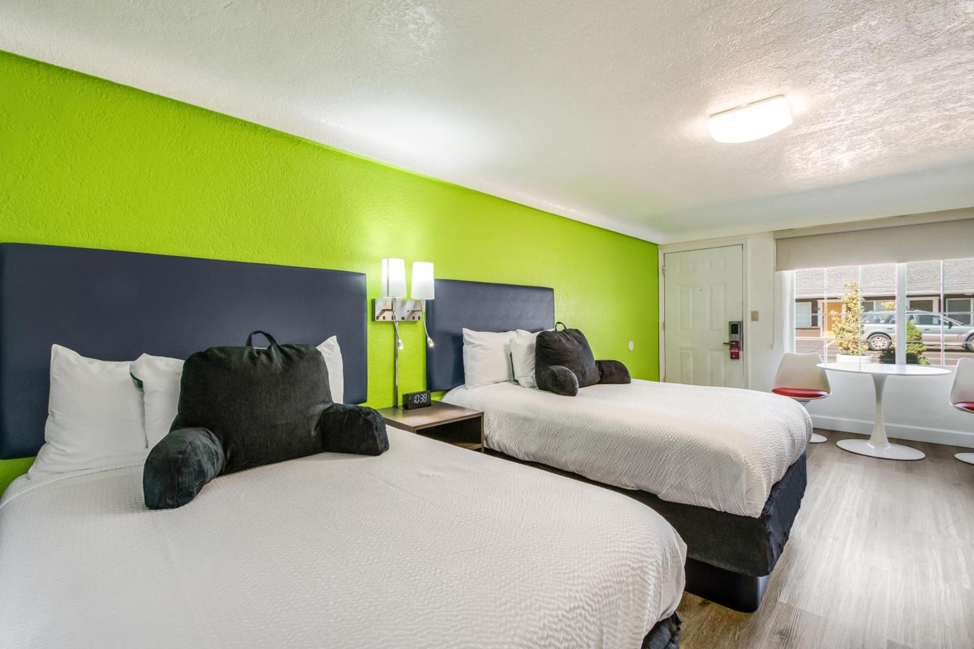 Signature Inn Eugene photo 46
