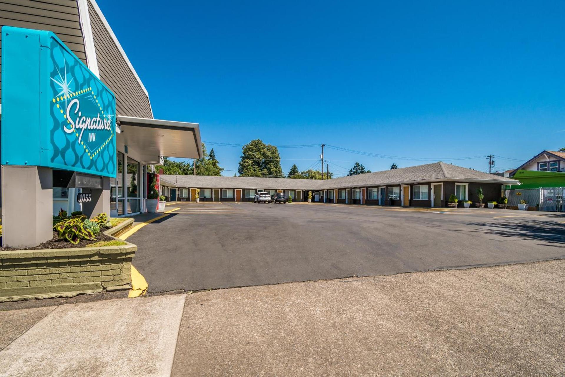 Signature Inn Eugene photo 13
