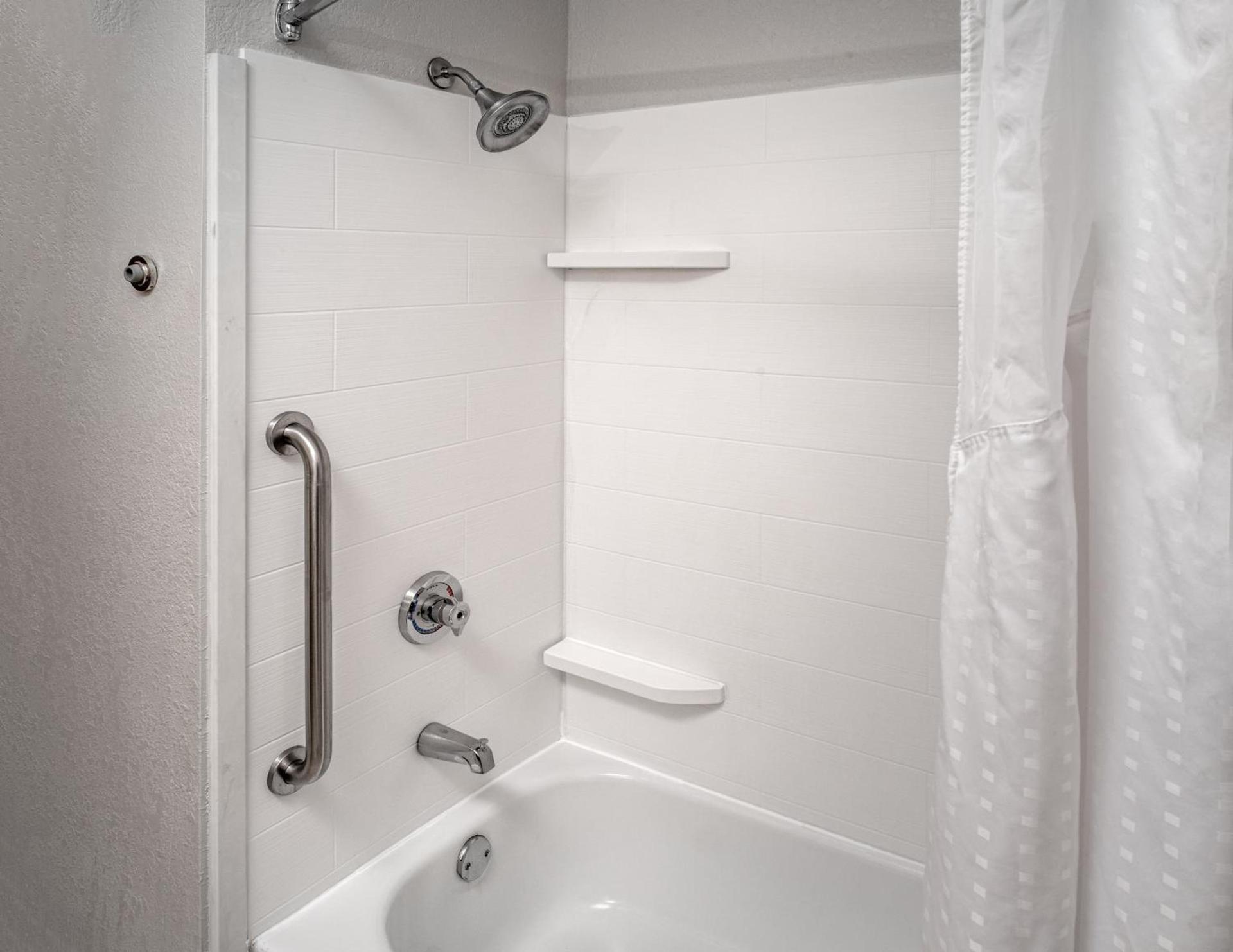 Holiday Inn Express and Suites Pikeville by IHG photo 57