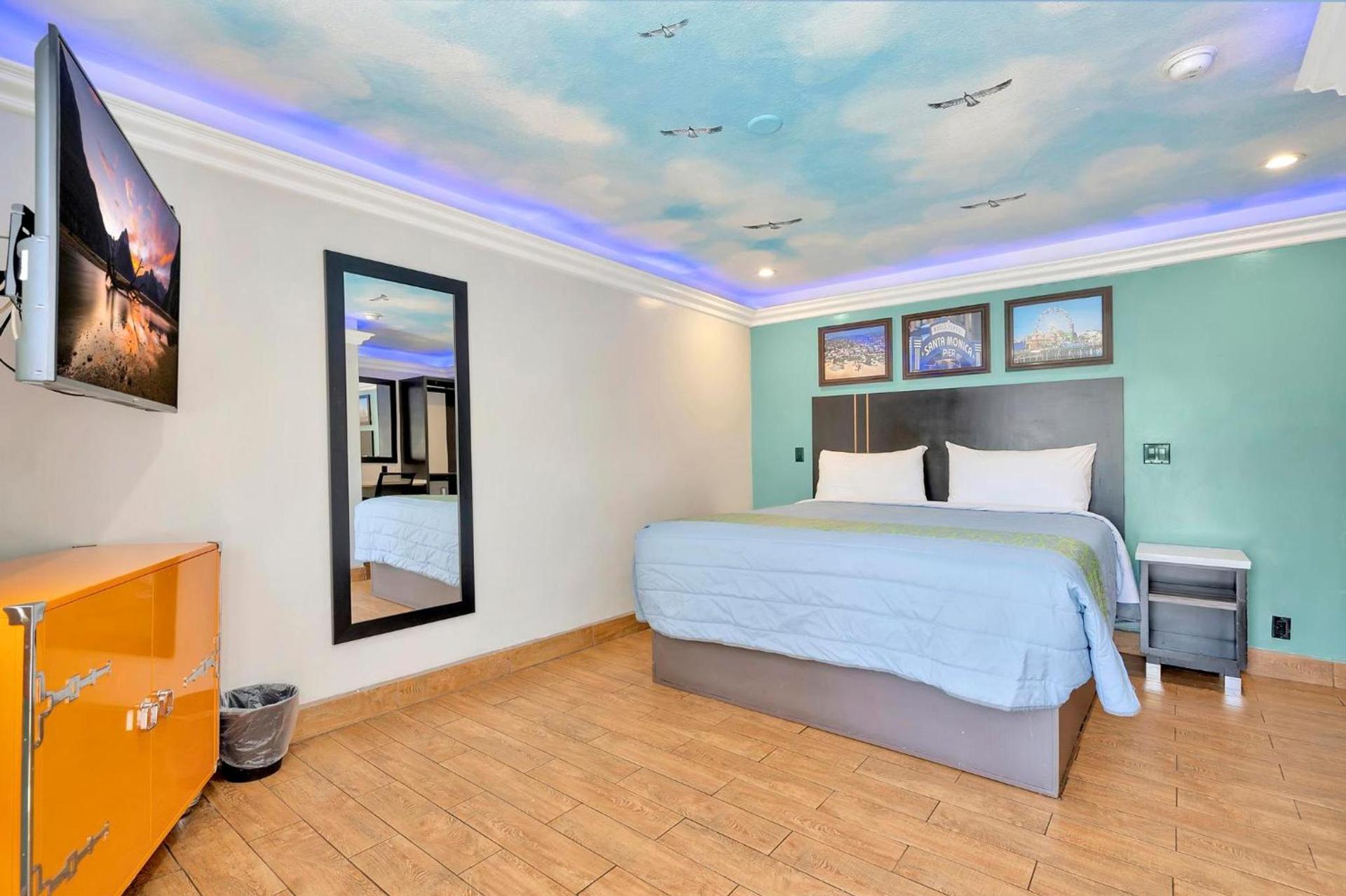 Mid City Inn photo 12