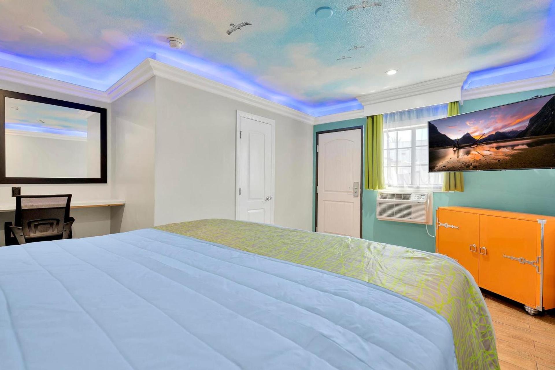 Mid City Inn photo 18