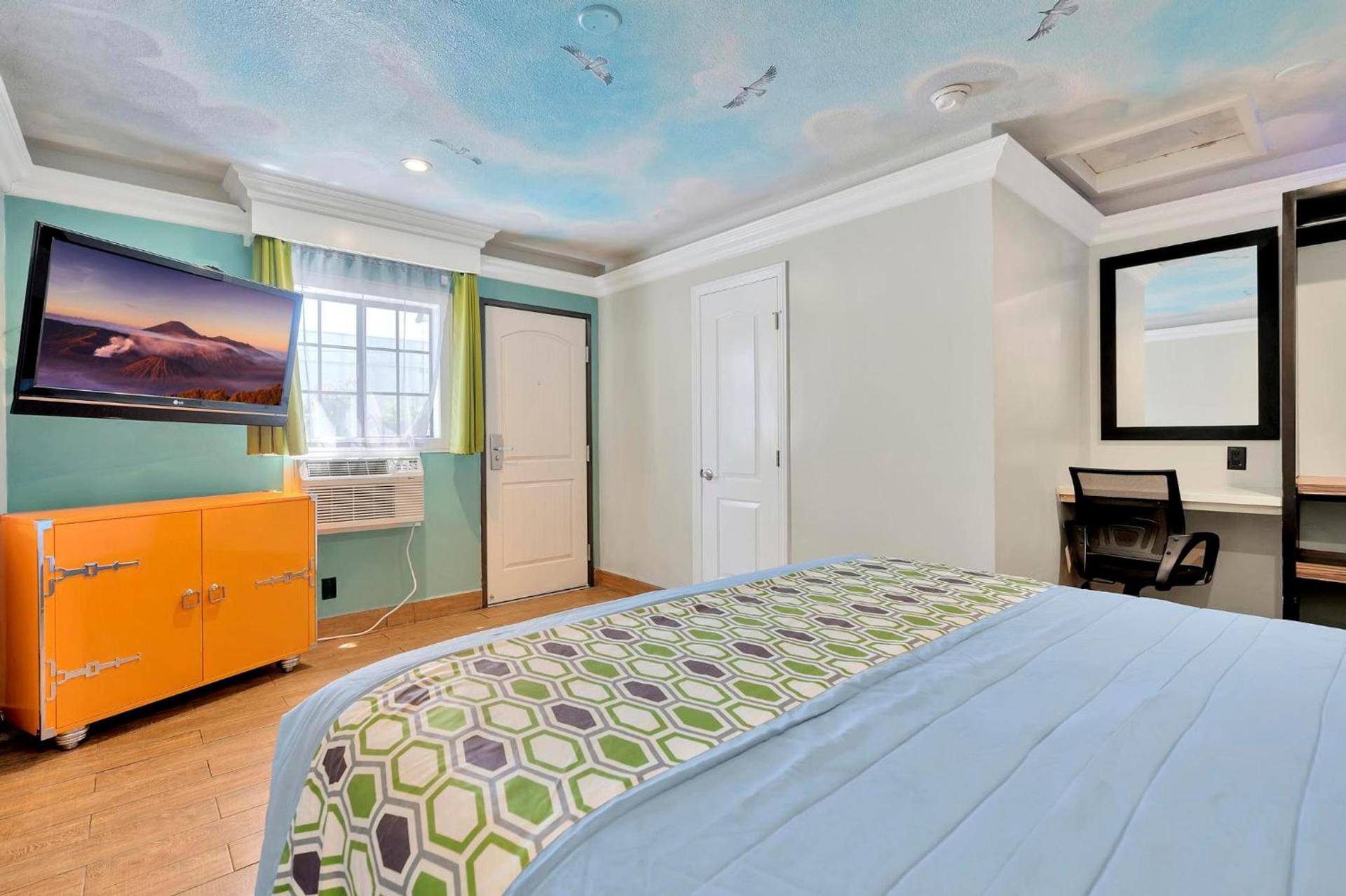 Mid City Inn photo 16