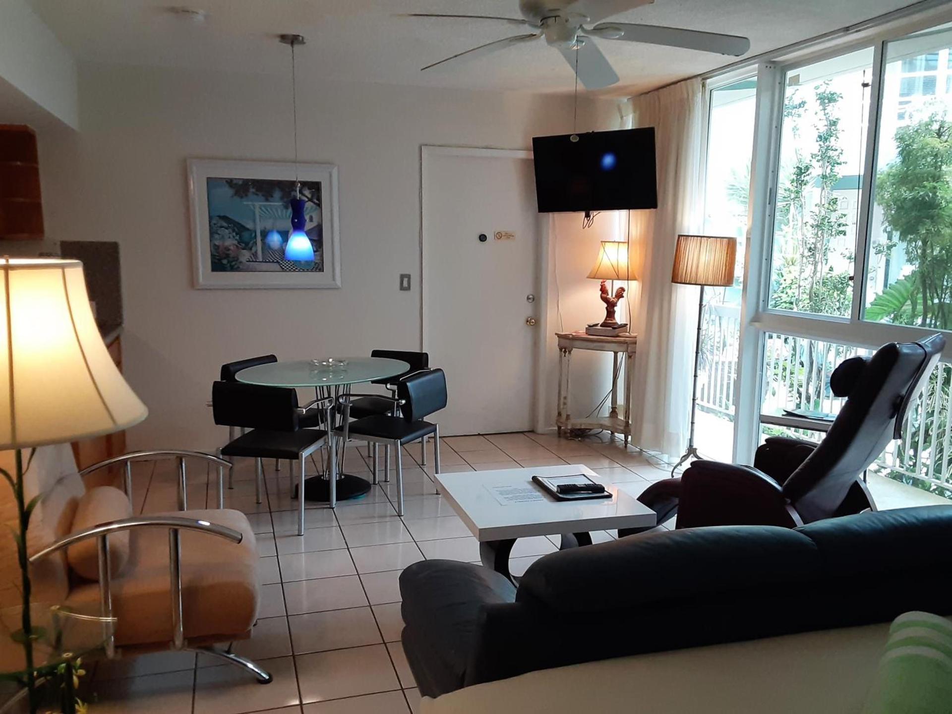Manhattan Tower Apartment Hotel photo 5