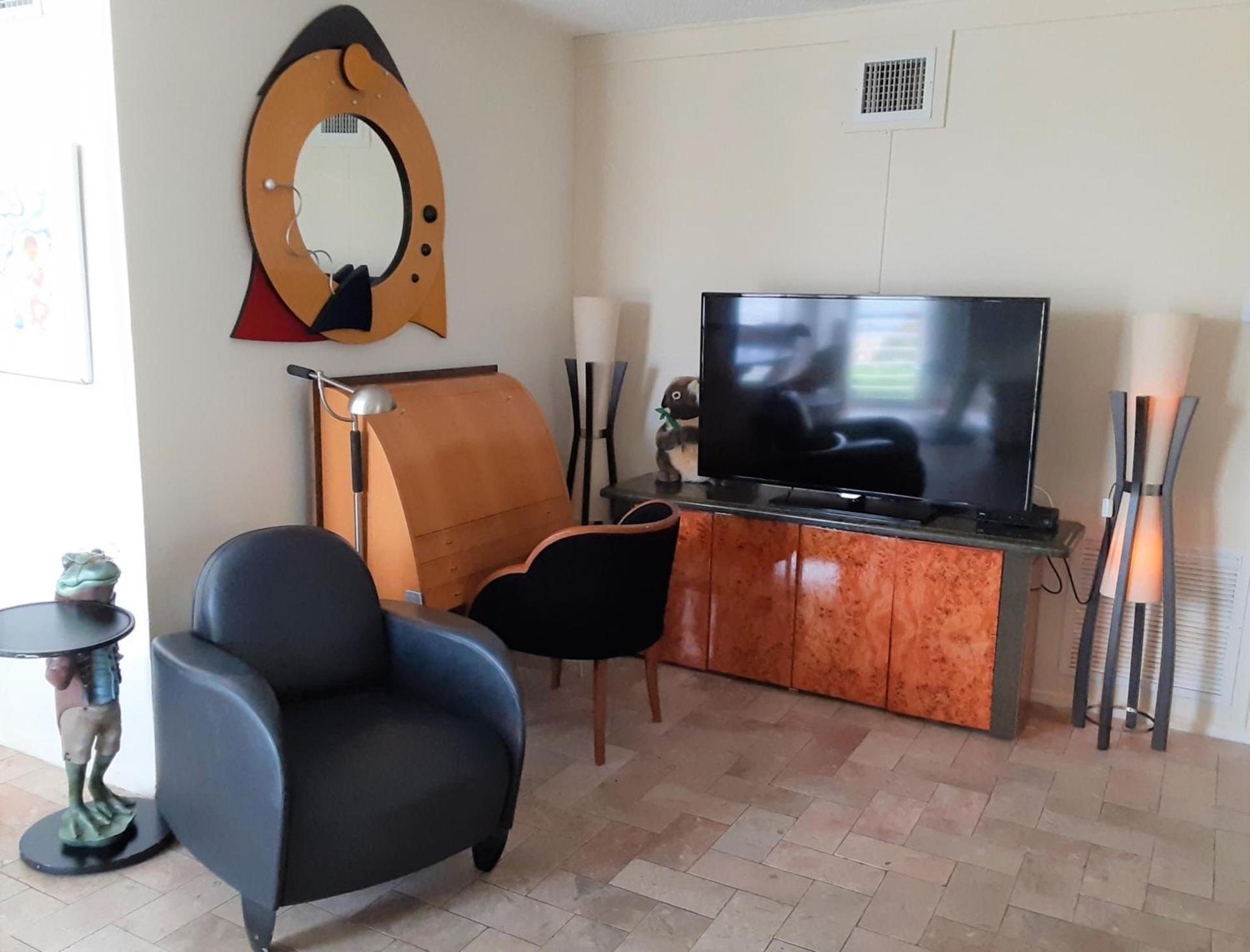 Manhattan Tower Apartment Hotel photo 52