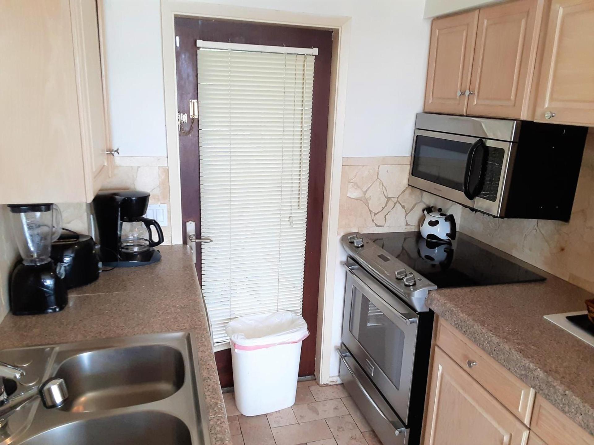 Manhattan Tower Apartment Hotel photo 51