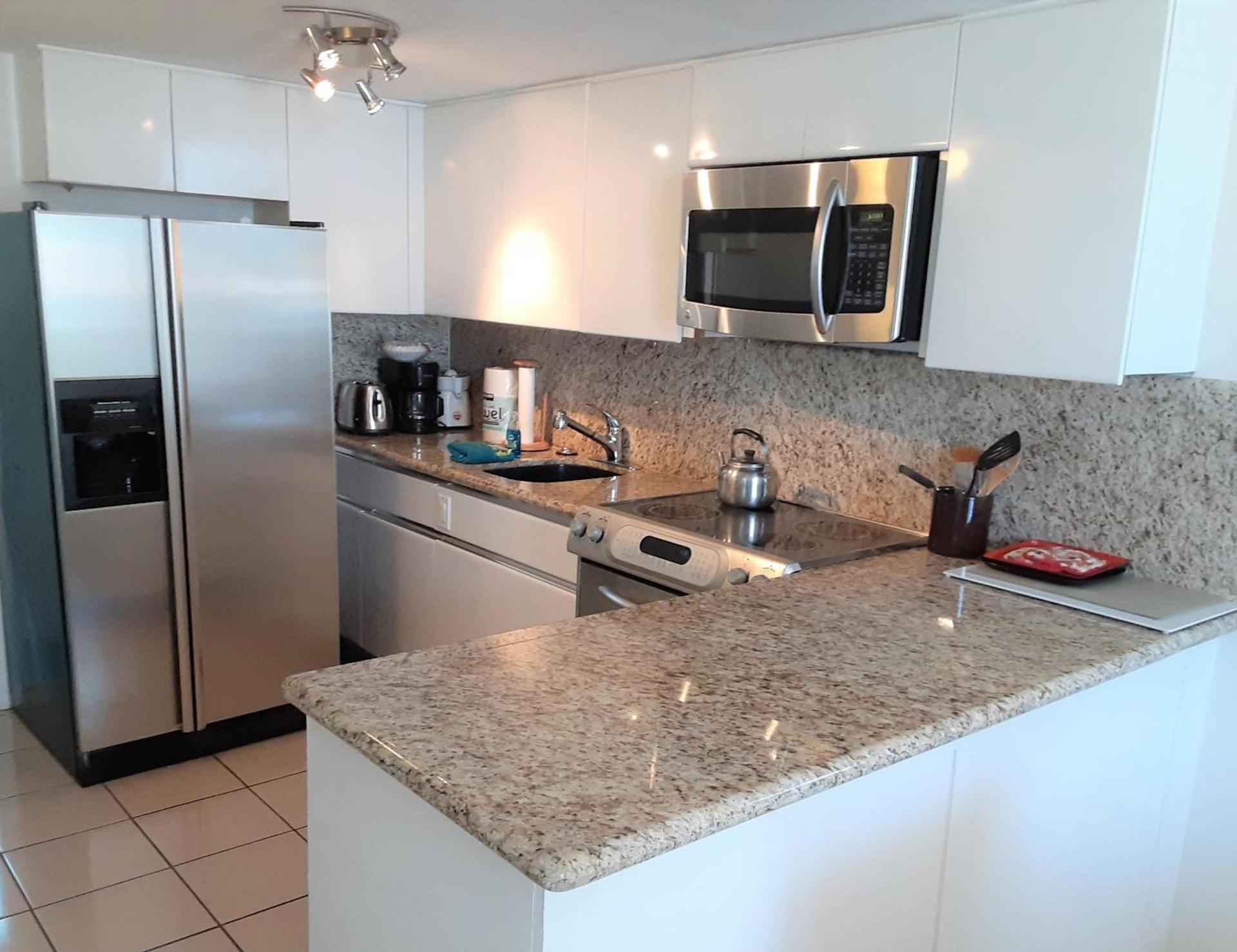 Manhattan Tower Apartment Hotel photo 60
