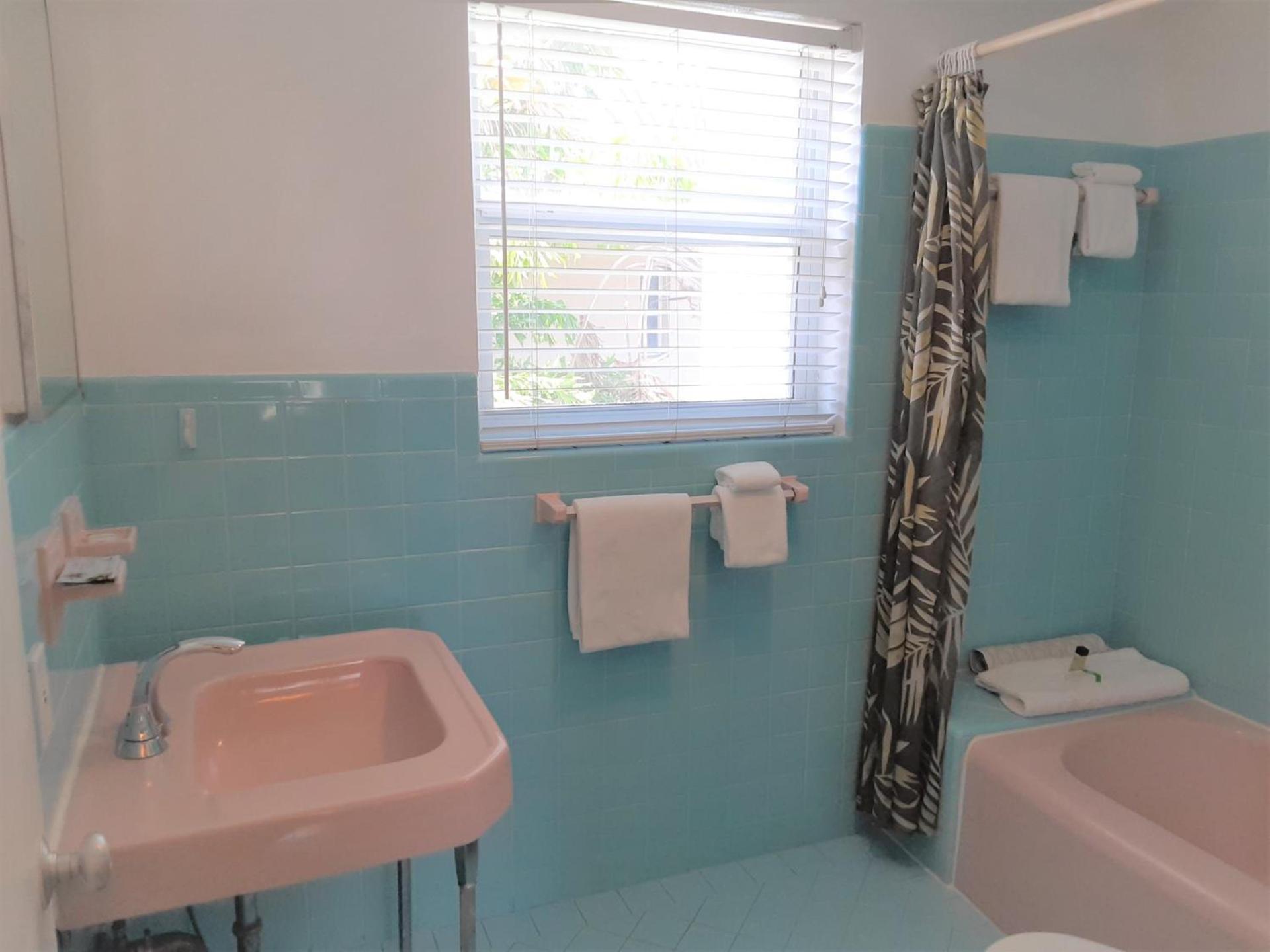 Manhattan Tower Apartment Hotel photo 62