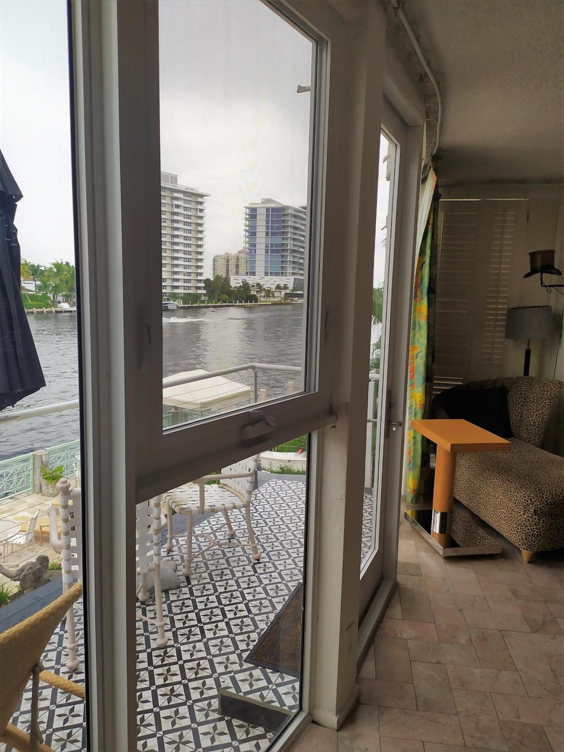 Manhattan Tower Apartment Hotel photo 97