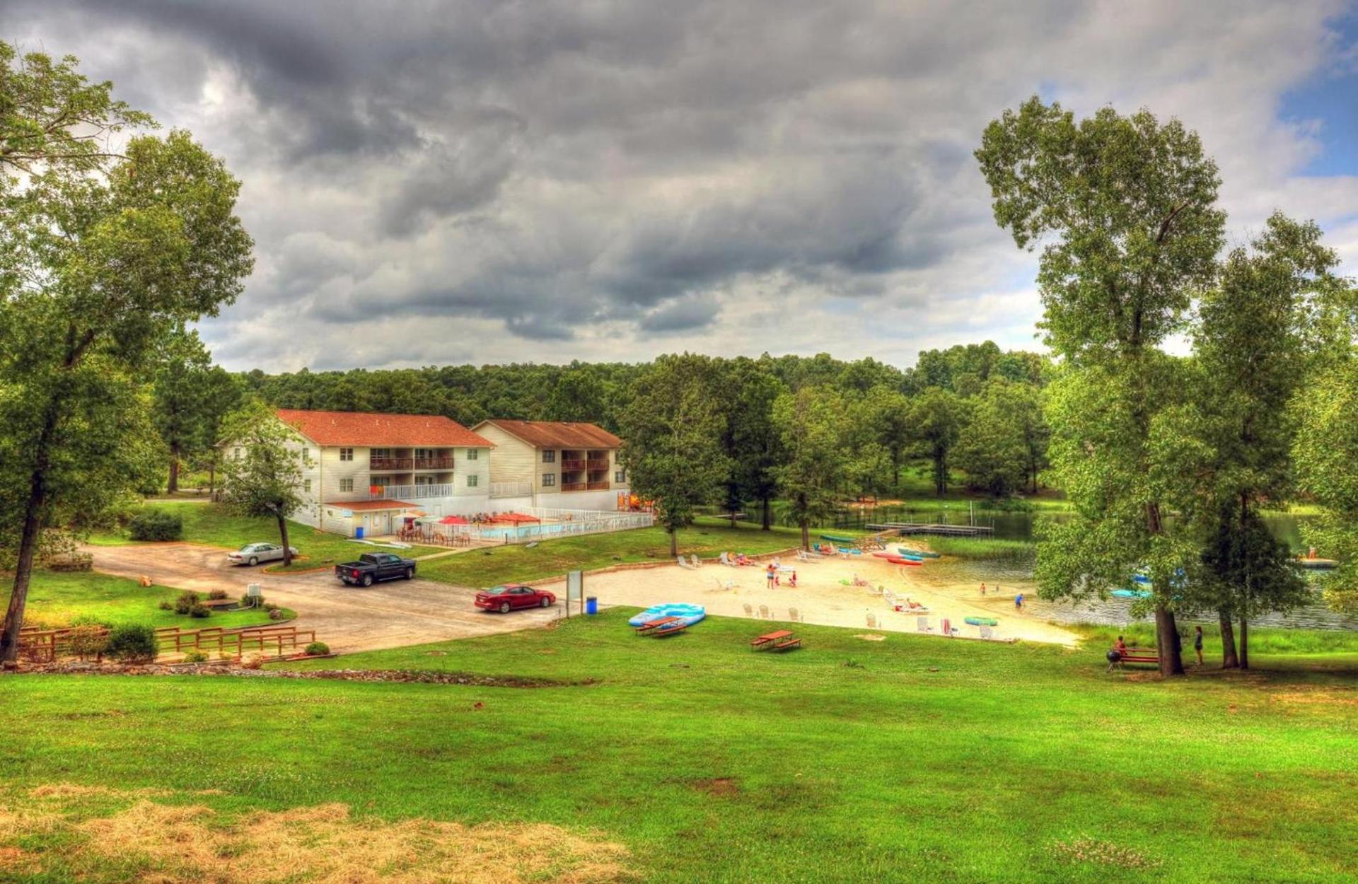 Crown Lake Resort photo 77