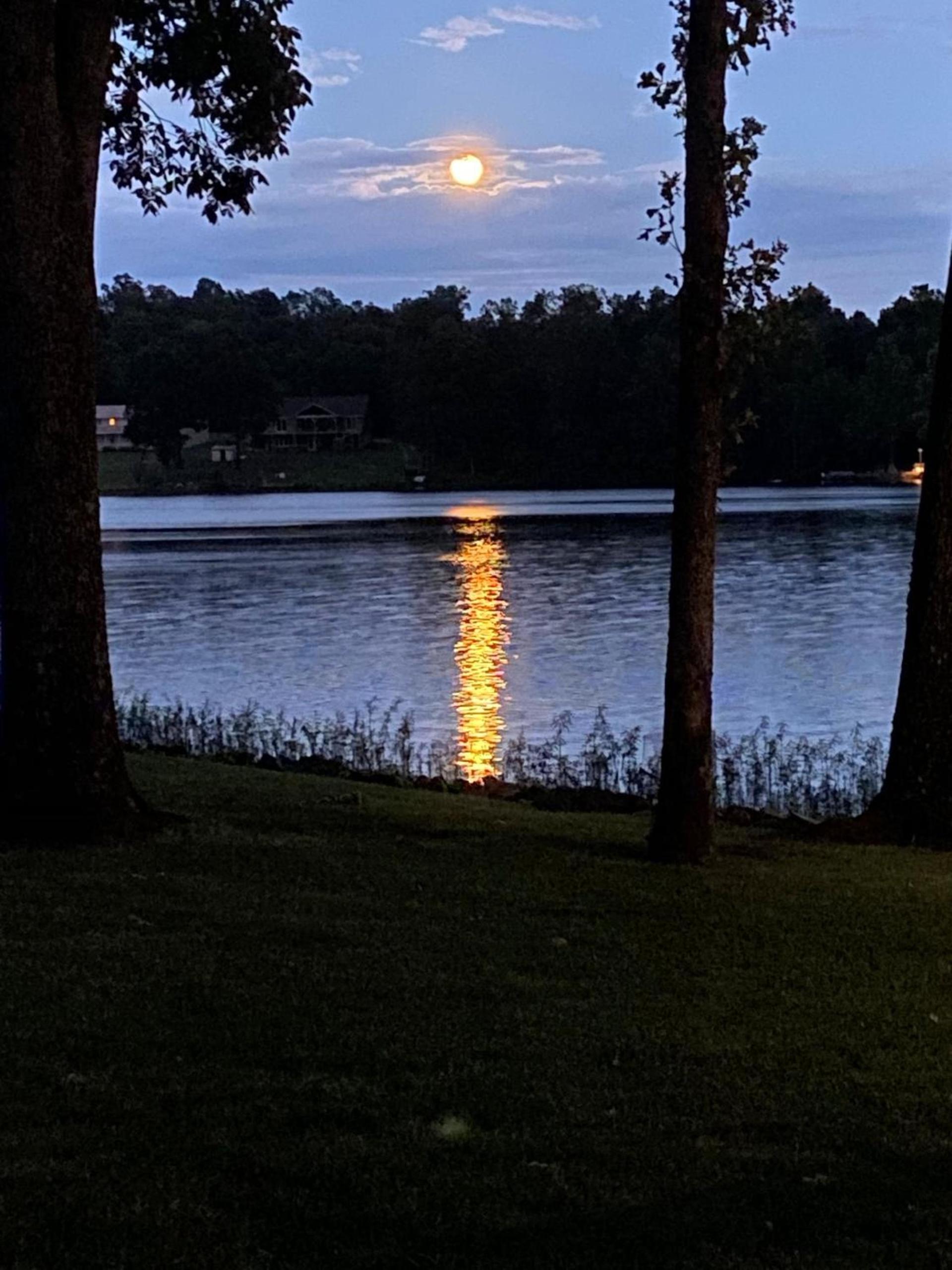 Crown Lake Resort photo 99