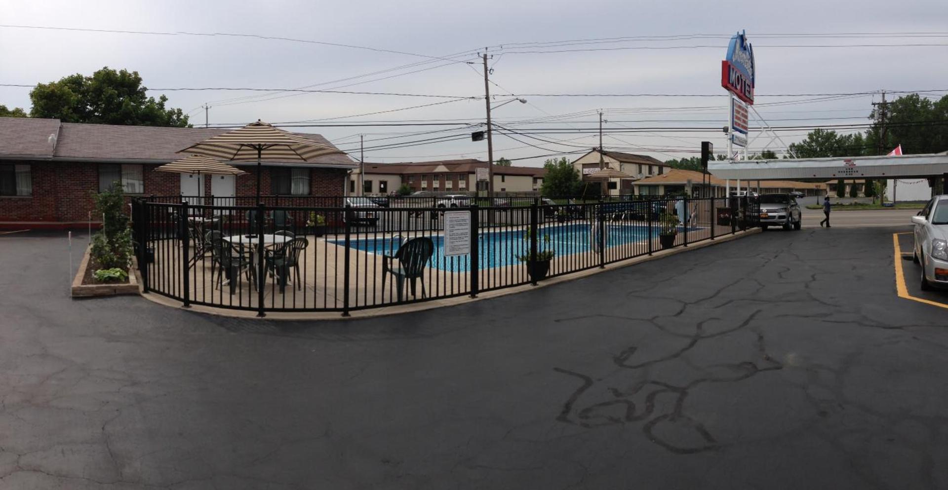 Moonlite Motel photo 7