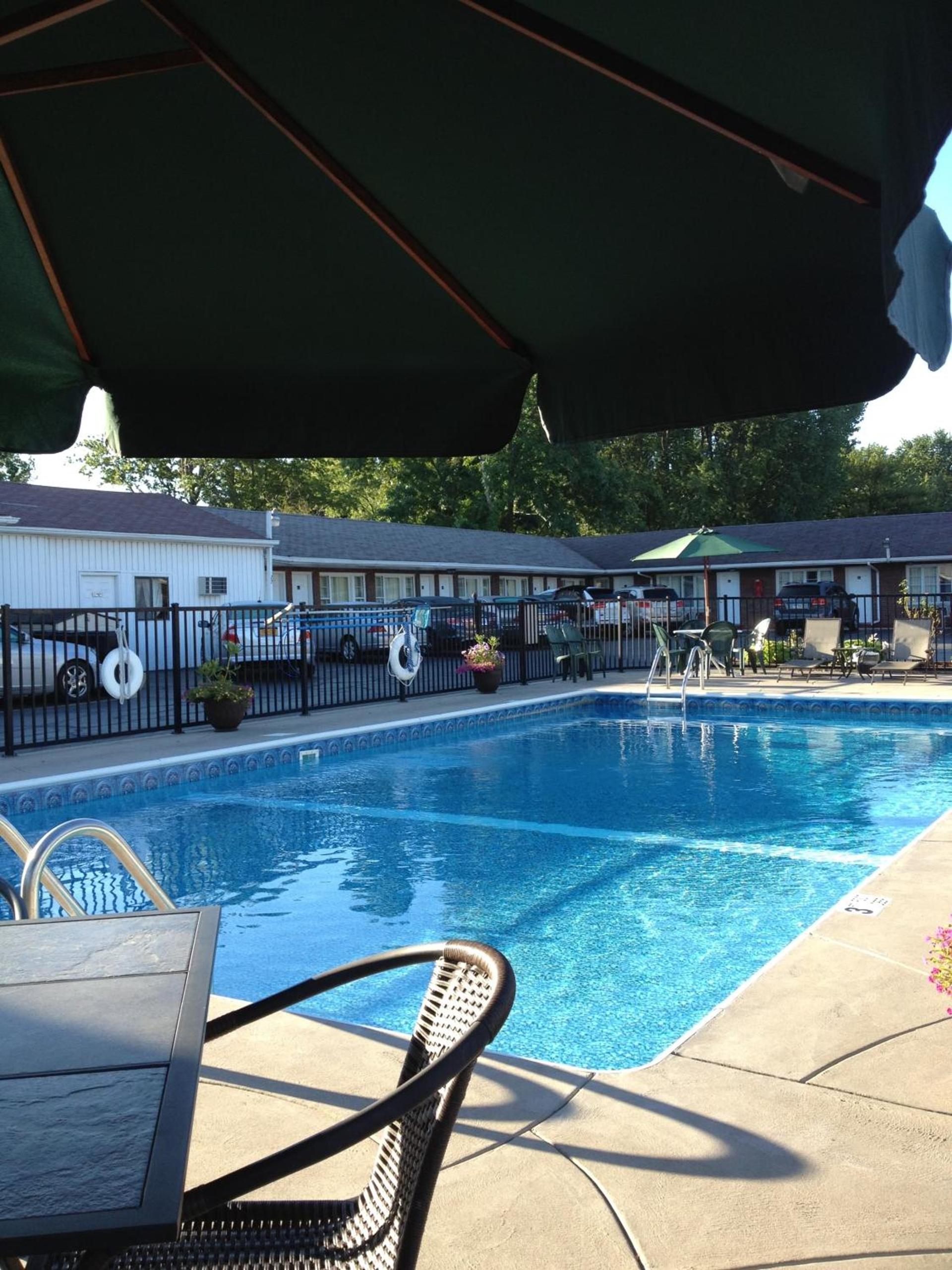 Moonlite Motel photo 8