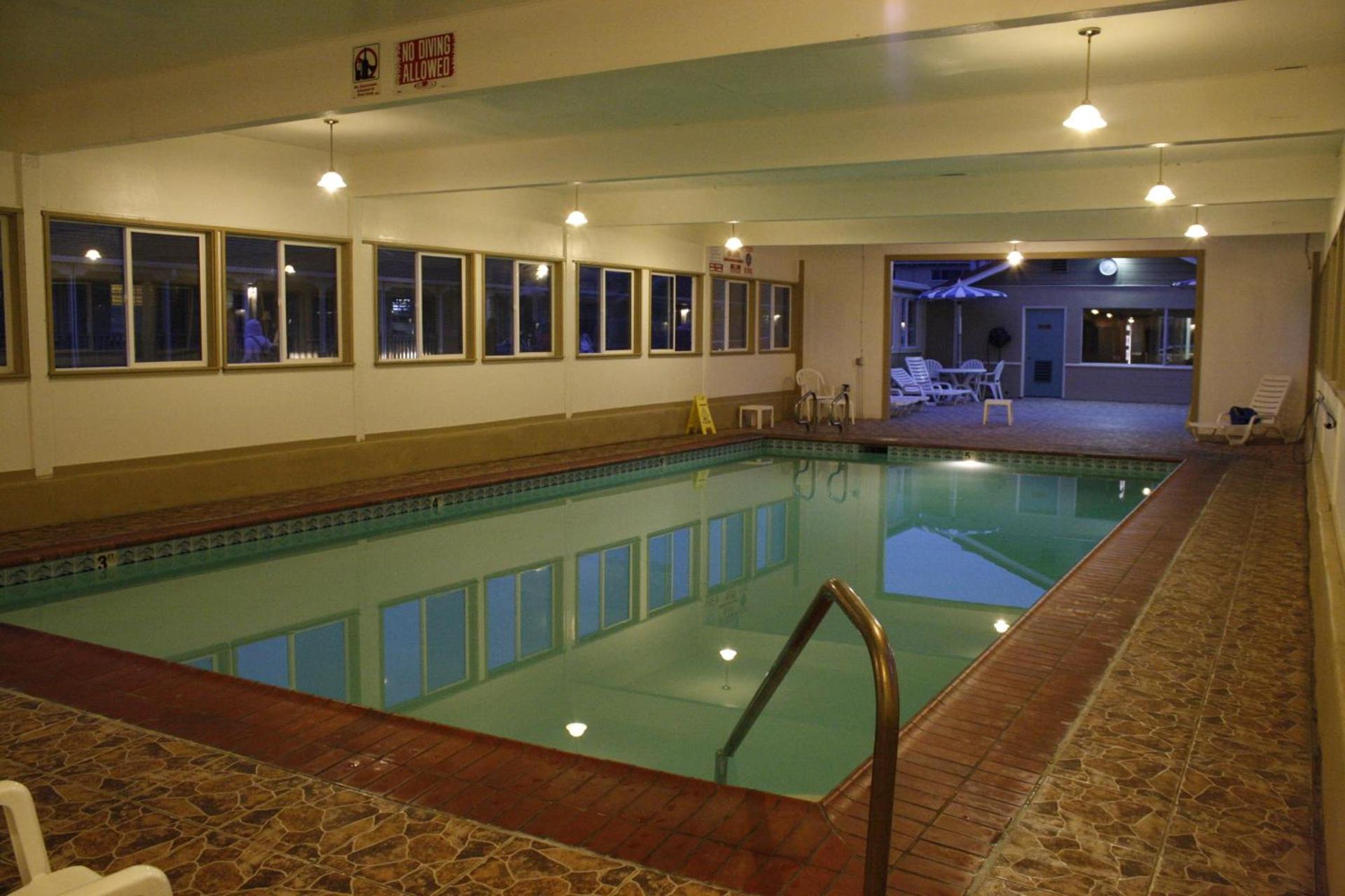 El Castell Motel photo 2
