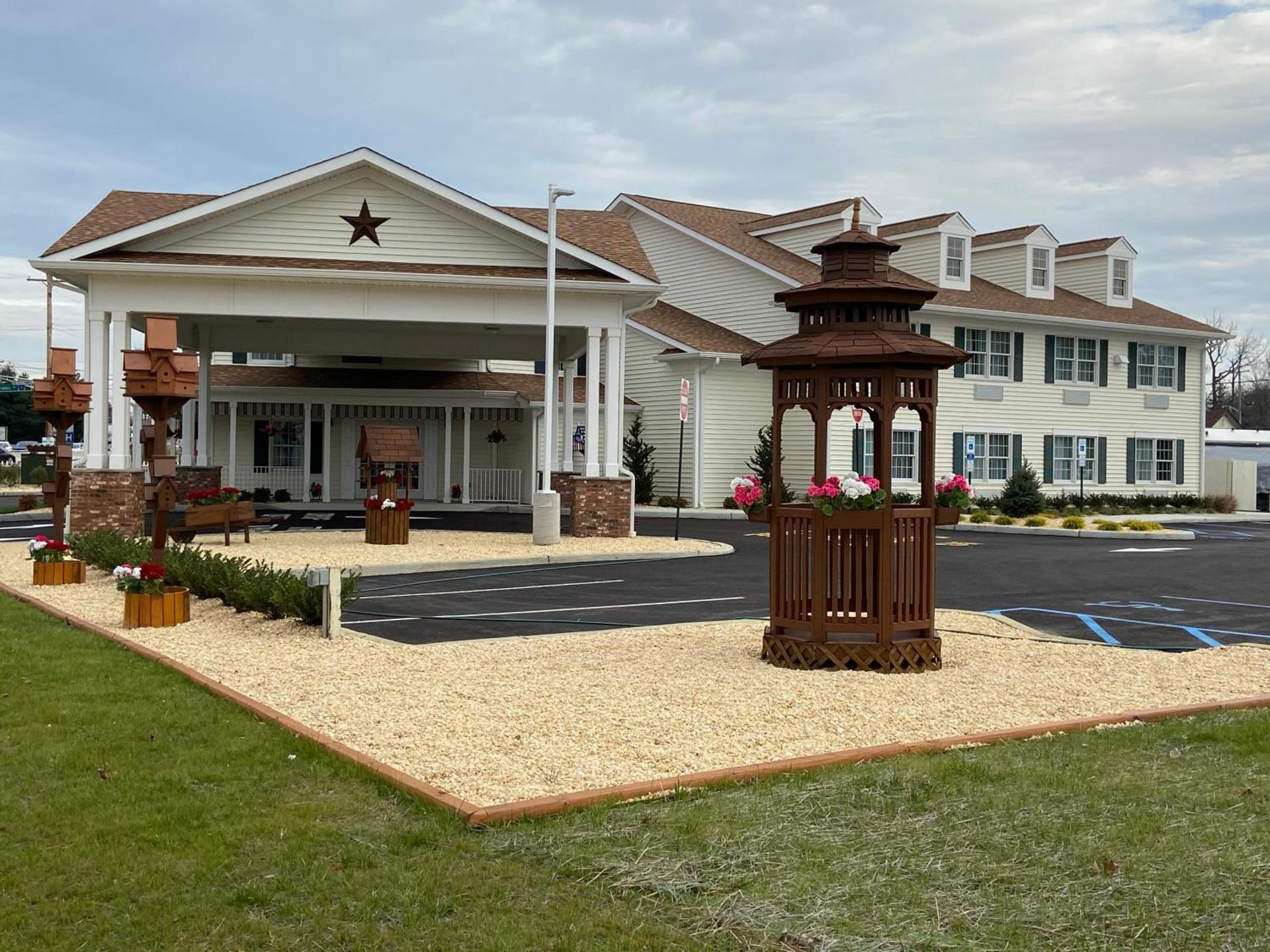 Country Inn of Hazlet photo 3