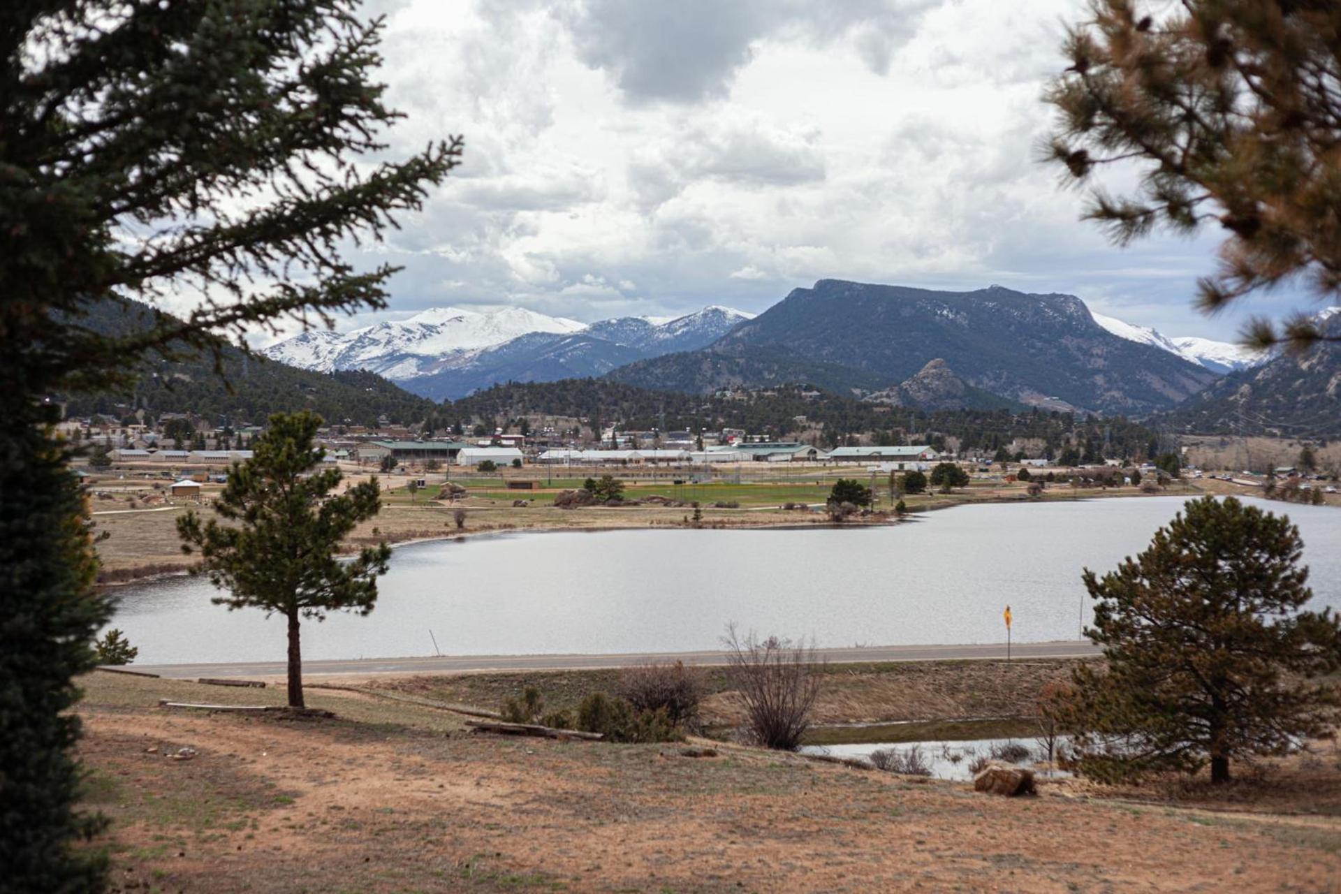 Estes Lake Lodge photo 69