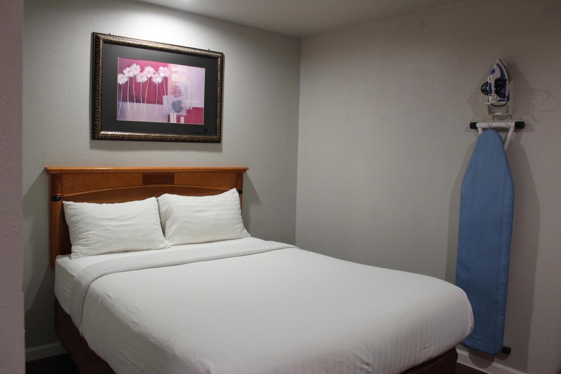 Thunderbird Motel Las Vegas/ New Mexico photo 40