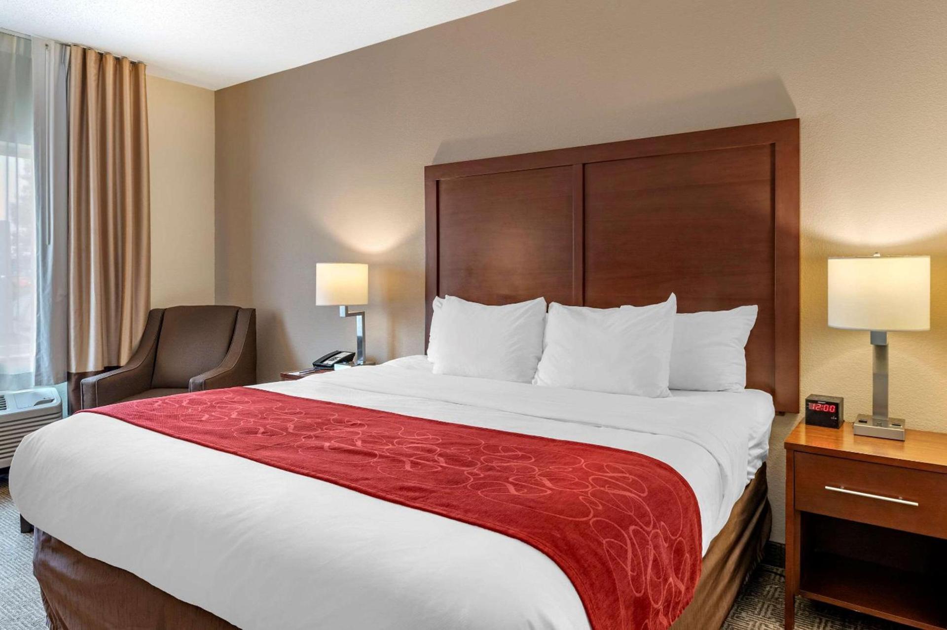 Comfort Suites Columbus West - Hilliard photo 14