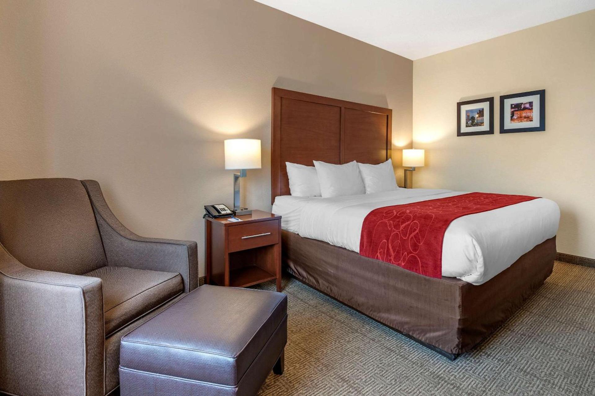 Comfort Suites Columbus West - Hilliard photo 16