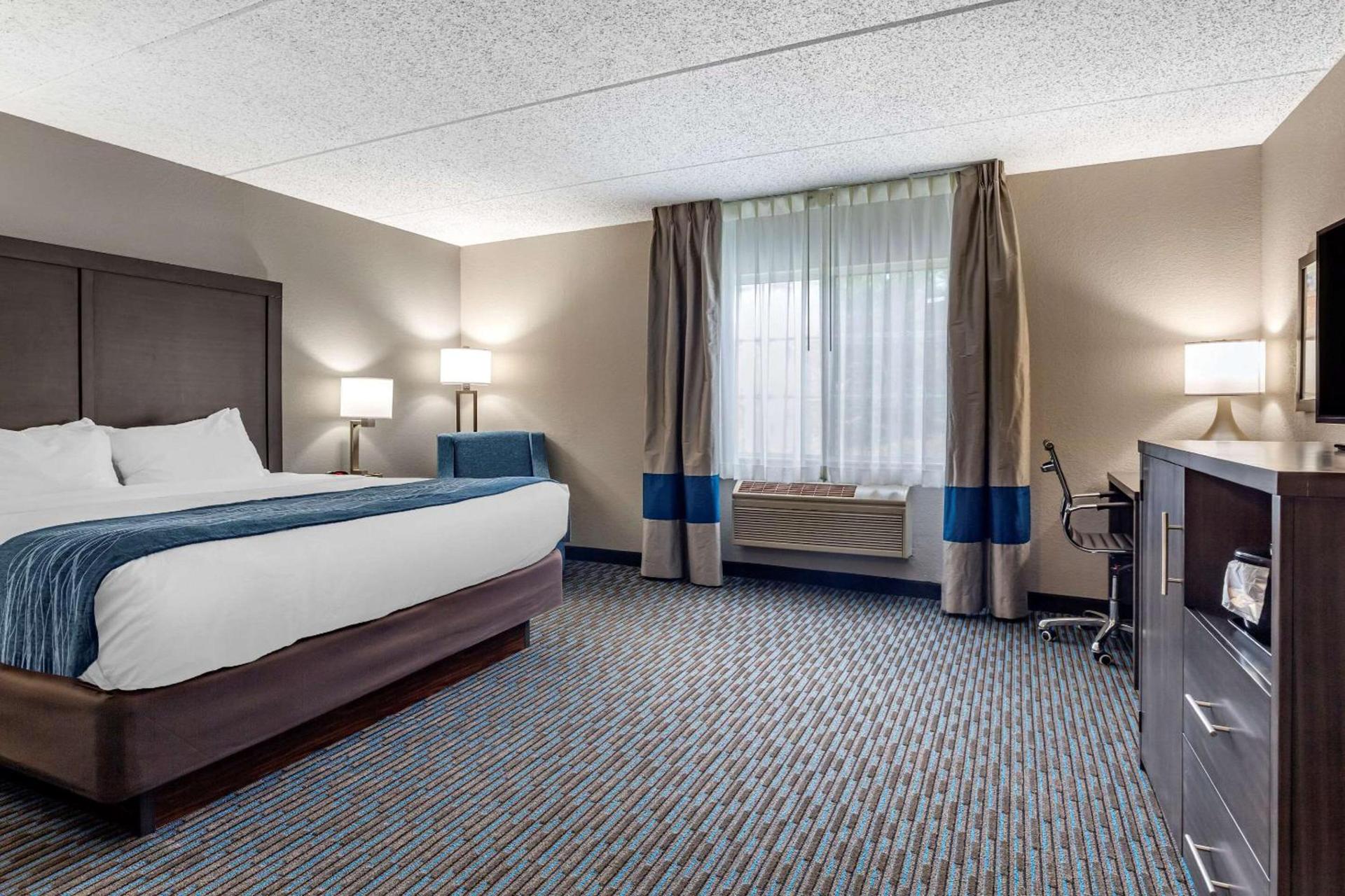 Comfort Inn Griswold photo 7