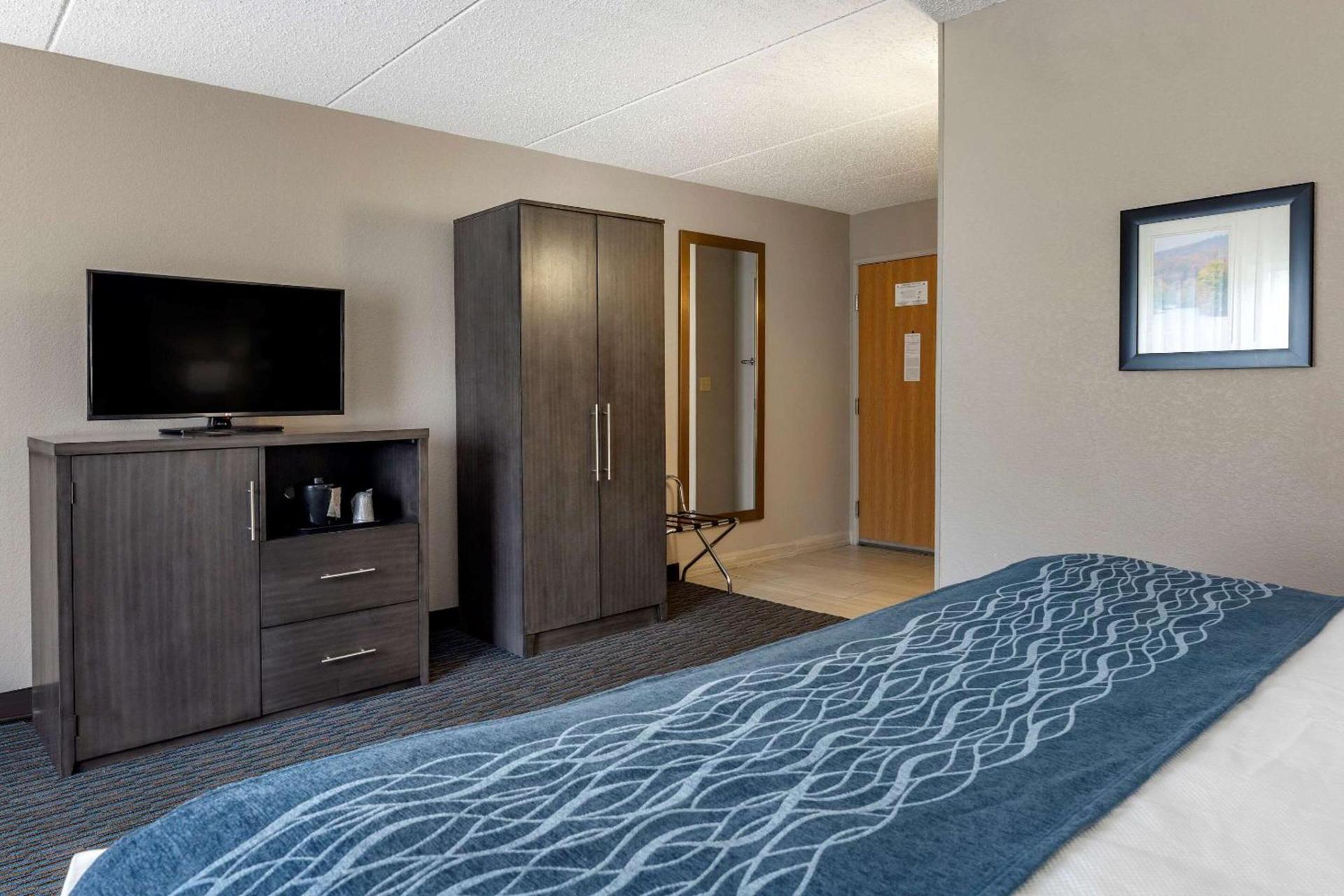 Comfort Inn Griswold photo 8