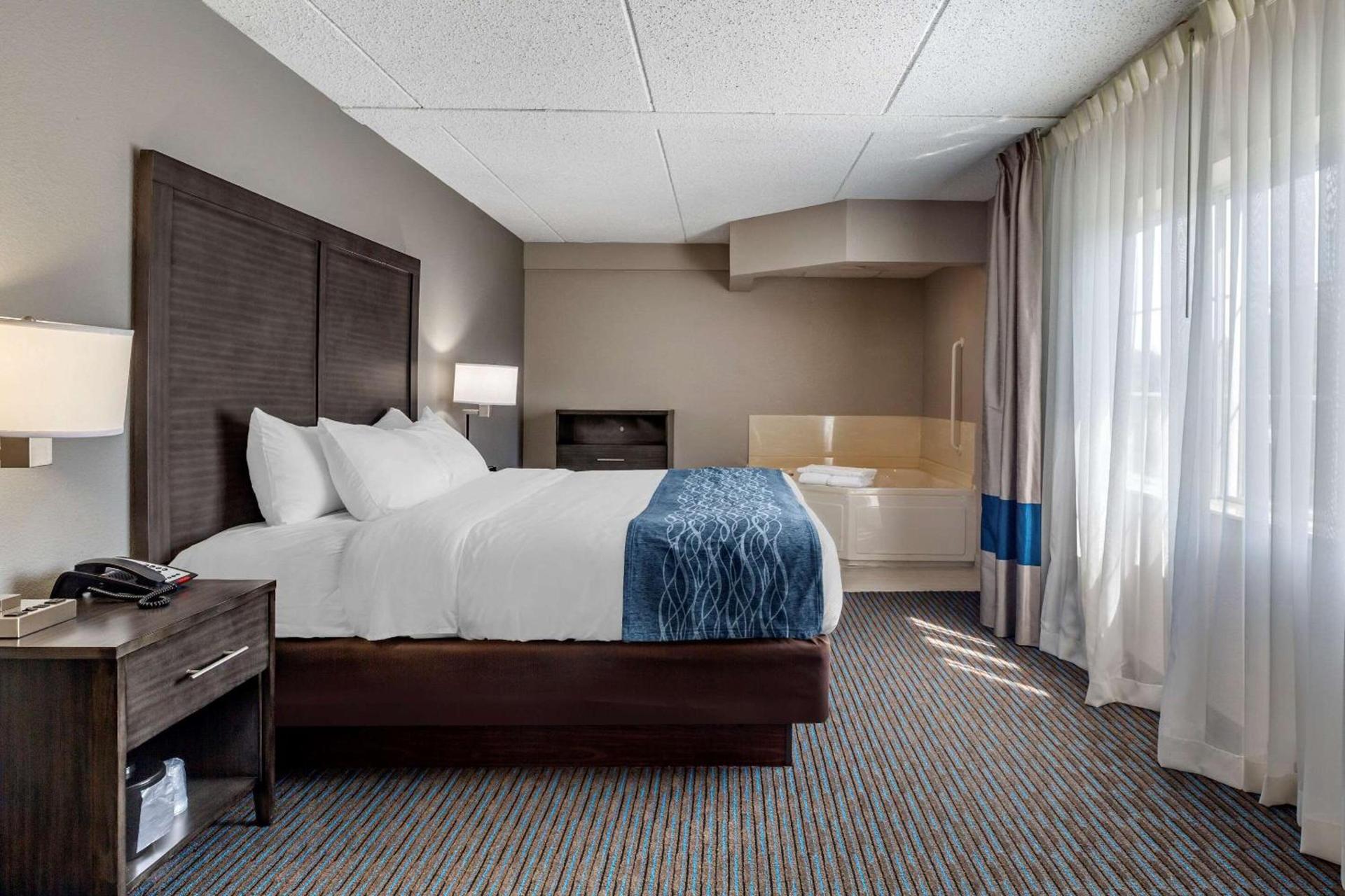 Comfort Inn Griswold photo 19