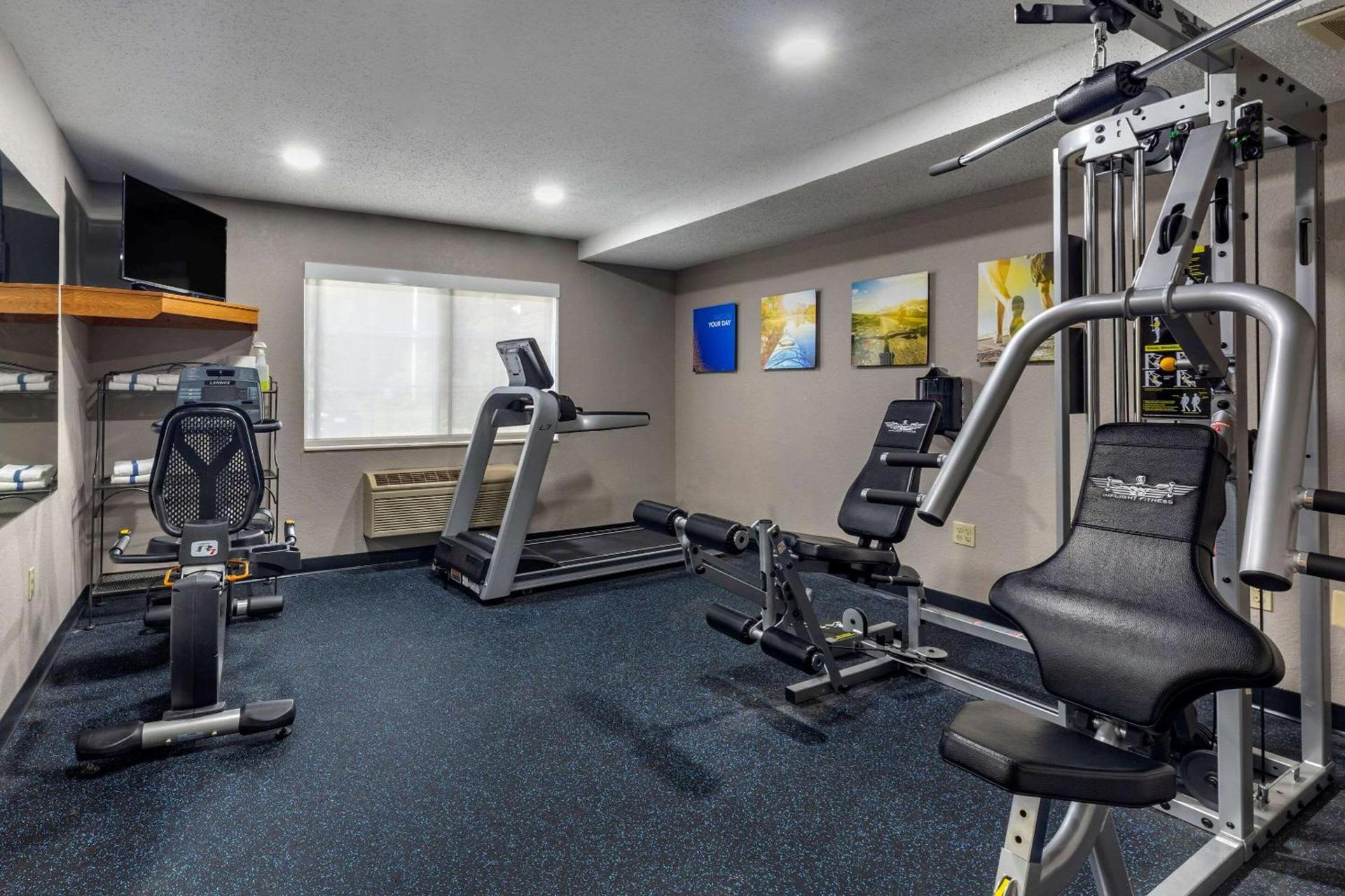 Comfort Inn Griswold photo 24