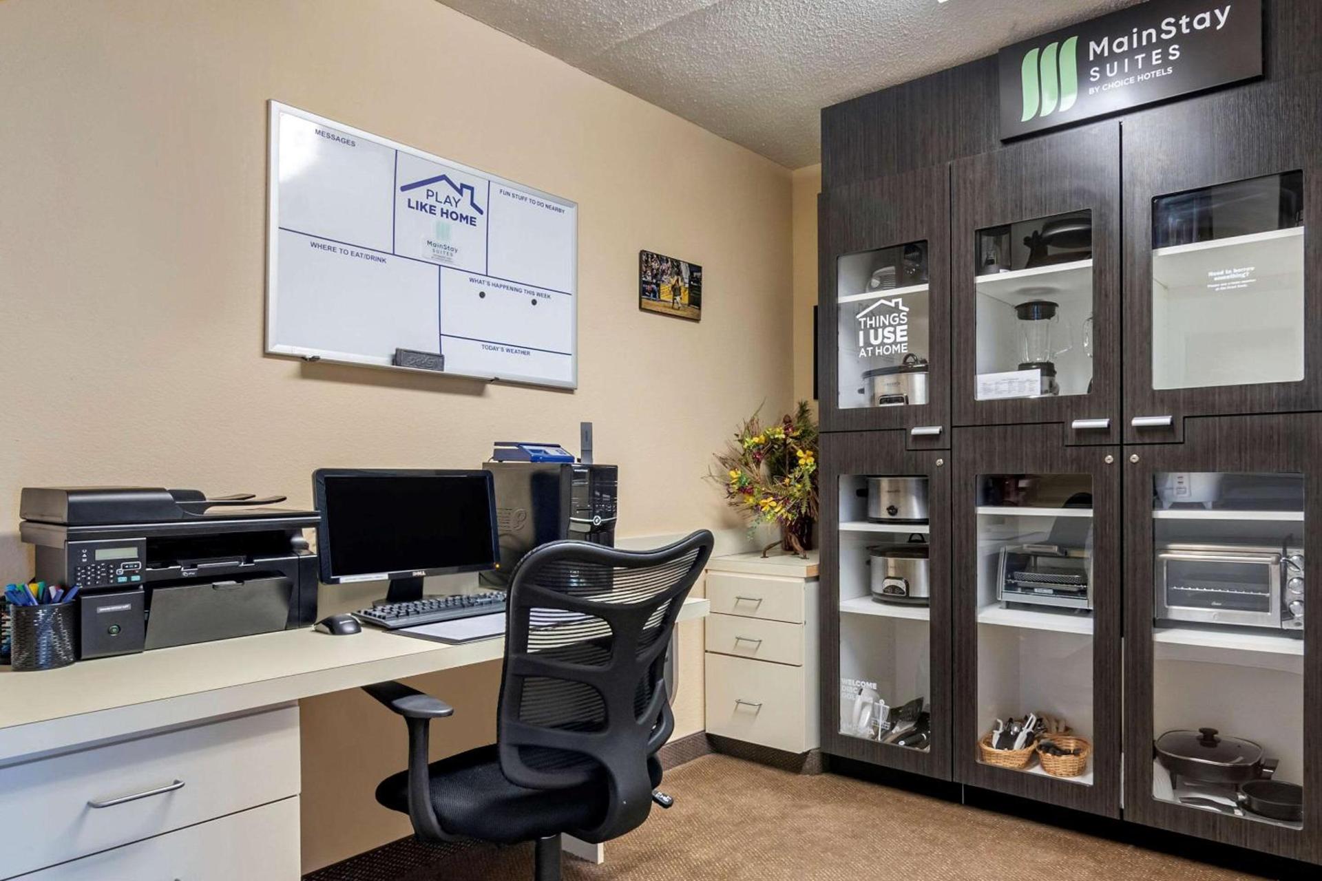MainStay Suites Emporia photo 24